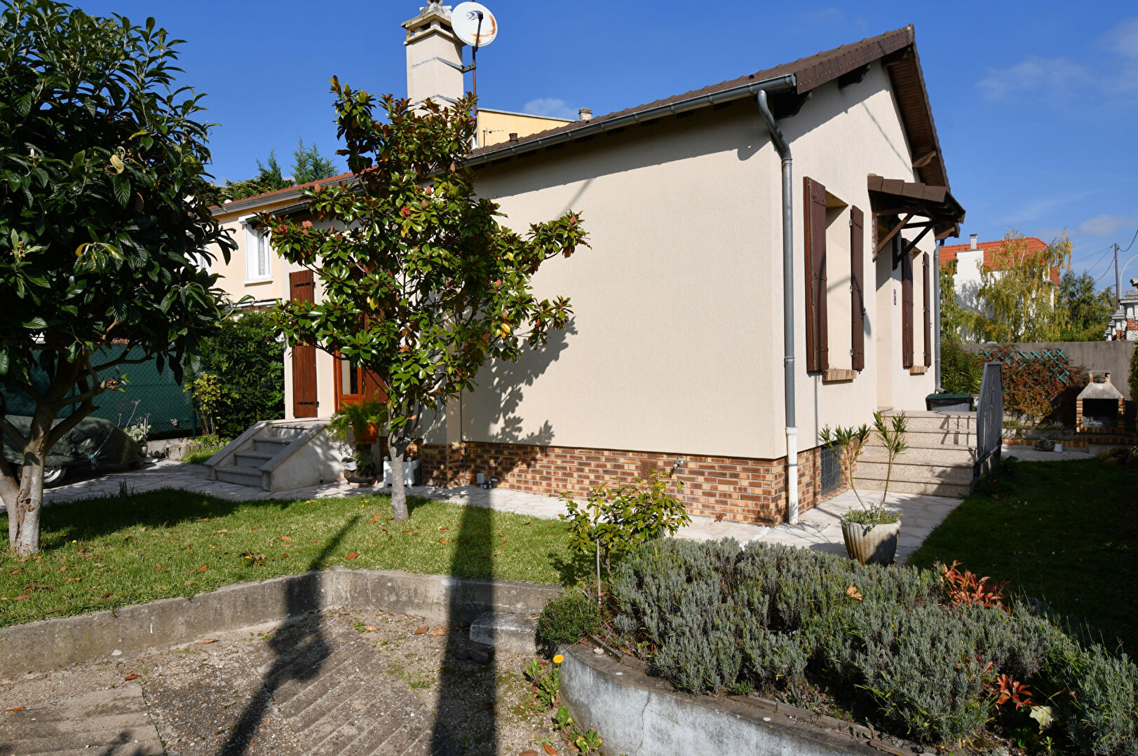 CHATOU maison de 110  m² sur un terrain de 317 m²