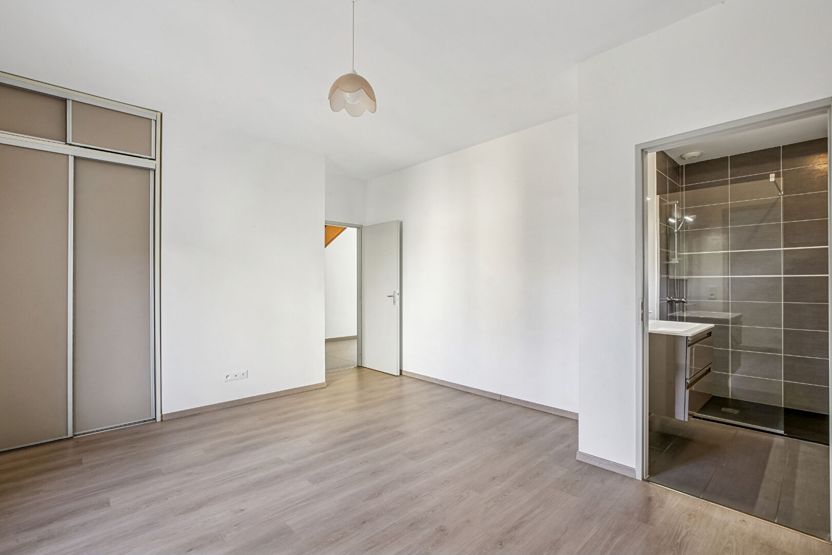 CROISSY-SUR-SEINE – MAISON RECENTE DE 230.39 M² – 5 CHAMBRES ET GARAGE