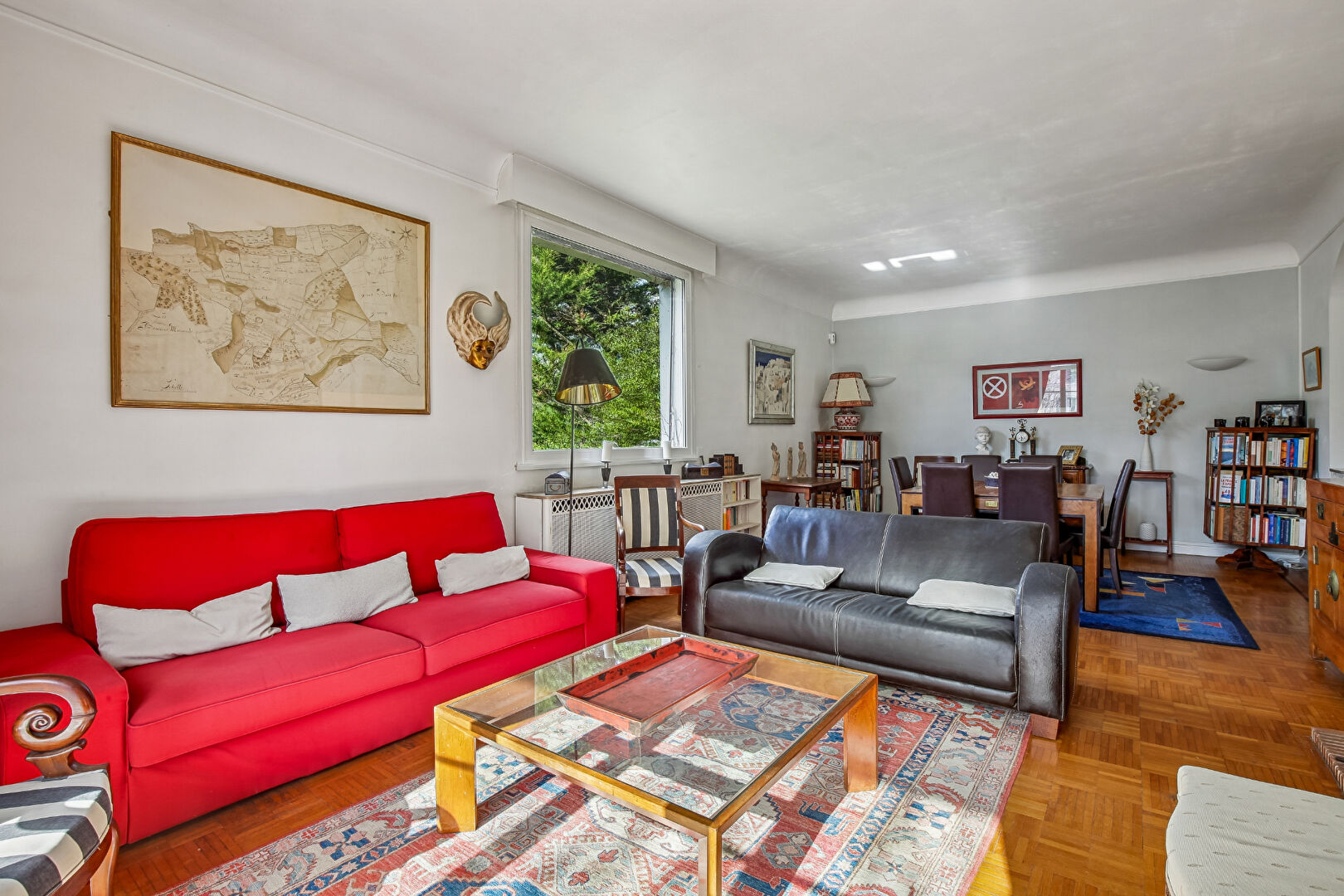 LE VESINET  – HYPER CENTRE – MAISON DE 186 M² – TERRAIN  700 m² – 5 MN RER