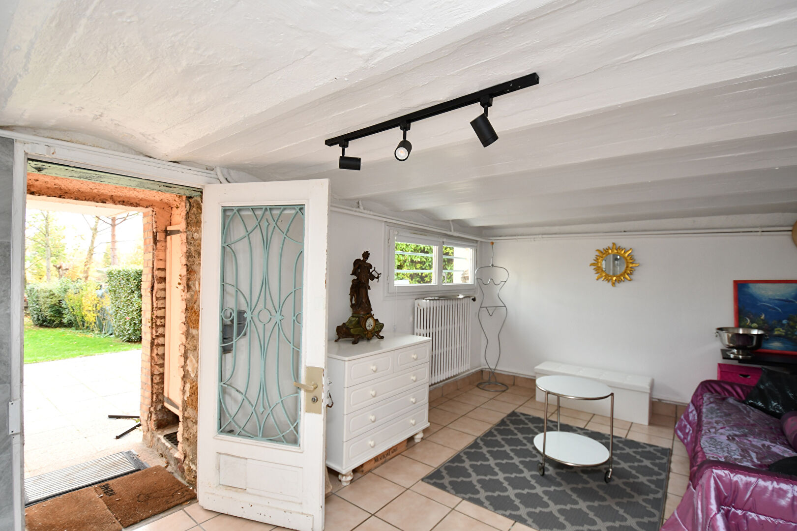 CHATOU – CHARMANTE MAISON LUMINEUSE –  124 M²  AU SOL -3  CHAMBRES  – TERRAIN 318 M² – VUE SEINE