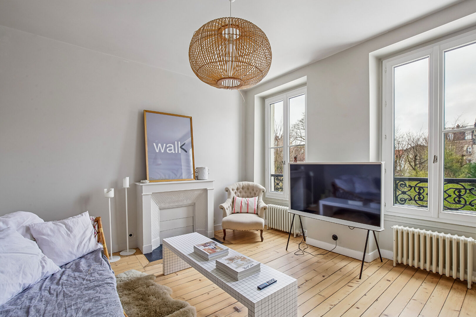 BAS DE CHATOU – HYPER CENTRE – CHARMANTE MAISON MANSART DE 1890 – 5 CHAMBRES – TERRAIN 489 M² – 4 MN RER