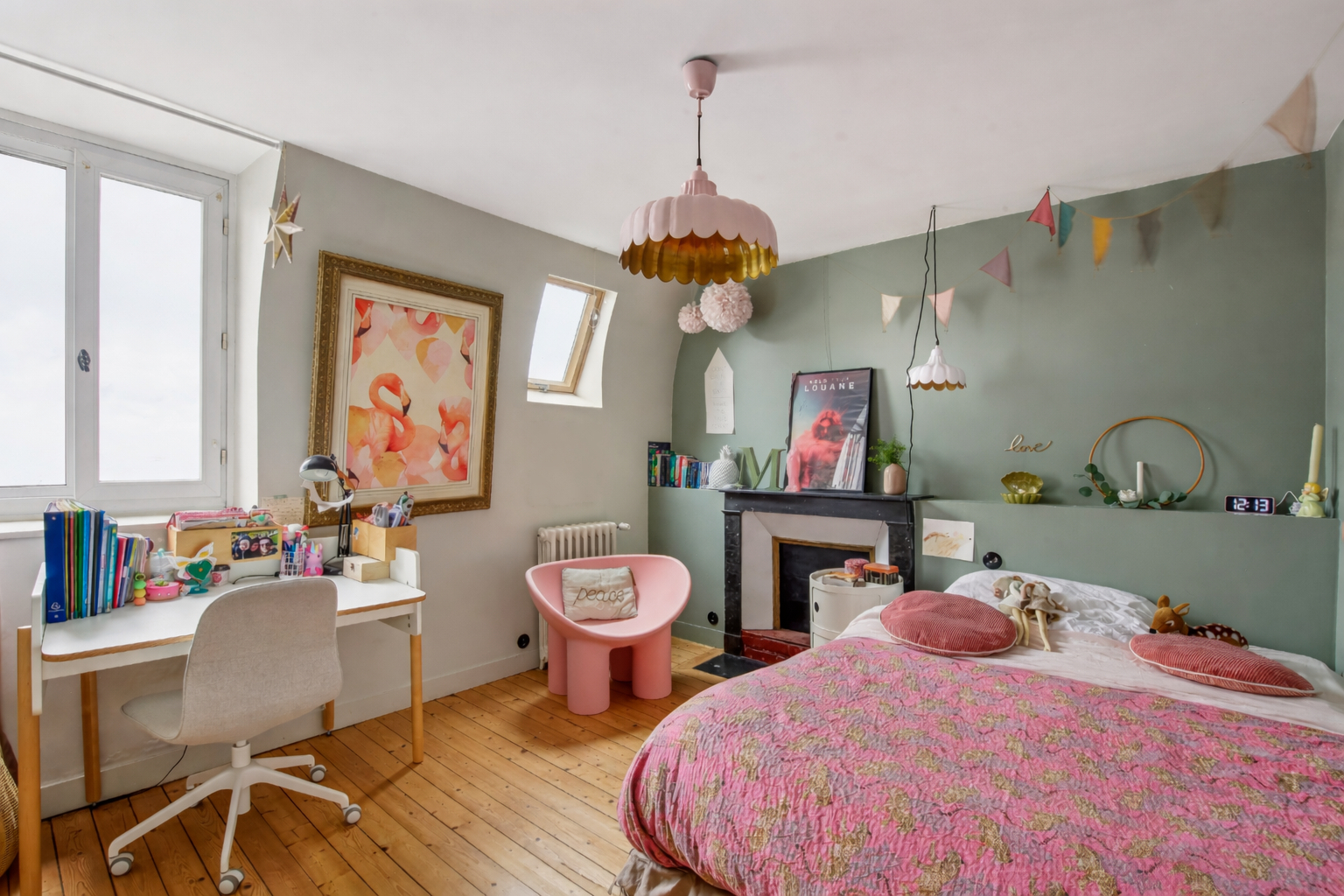 BAS DE CHATOU – HYPER CENTRE – CHARMANTE MAISON MANSART DE 1890 – 5 CHAMBRES – TERRAIN 489 M²4 MN RER