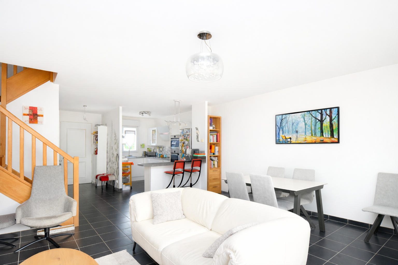 MONTESSON – 3 MN CENTRE VILLE – MAISON DE 135 M² AU SOL – 4 CHAMBRES – TERRAIN 265 m²