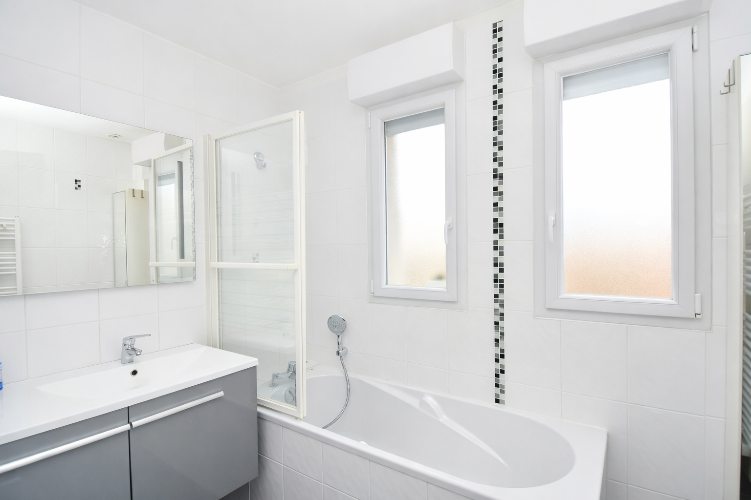 MONTESSON – 3 MN CENTRE VILLE – MAISON DE 135 M² AU SOL – 4 CHAMBRES – TERRAIN 265 m²