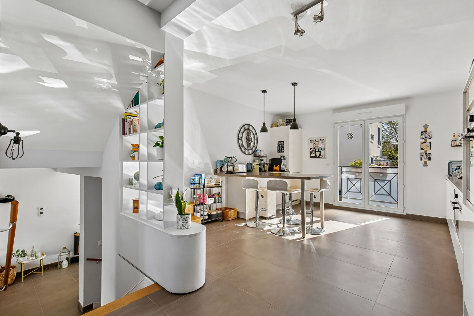 CHATOU – MAISON RECENTE DE 2013 DE 133 M²  –  4 CHAMBRES – CALME & LUMINEUSE -15 MNRER