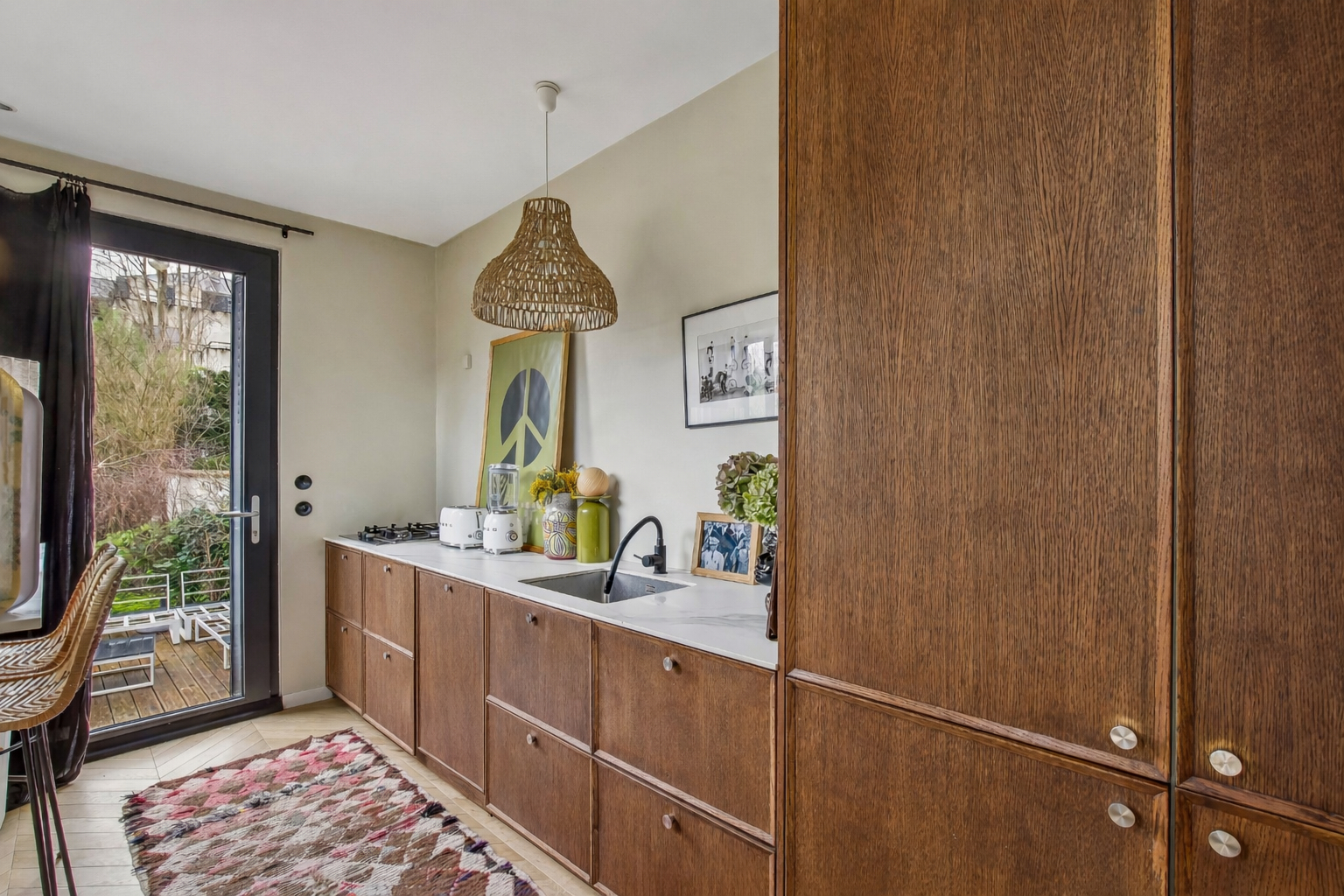 BAS DE CHATOU – HYPER CENTRE – CHARMANTE MAISON DE 1890  – 5 CHAMBRES – TERRAIN 488 M² – 4 MN RER