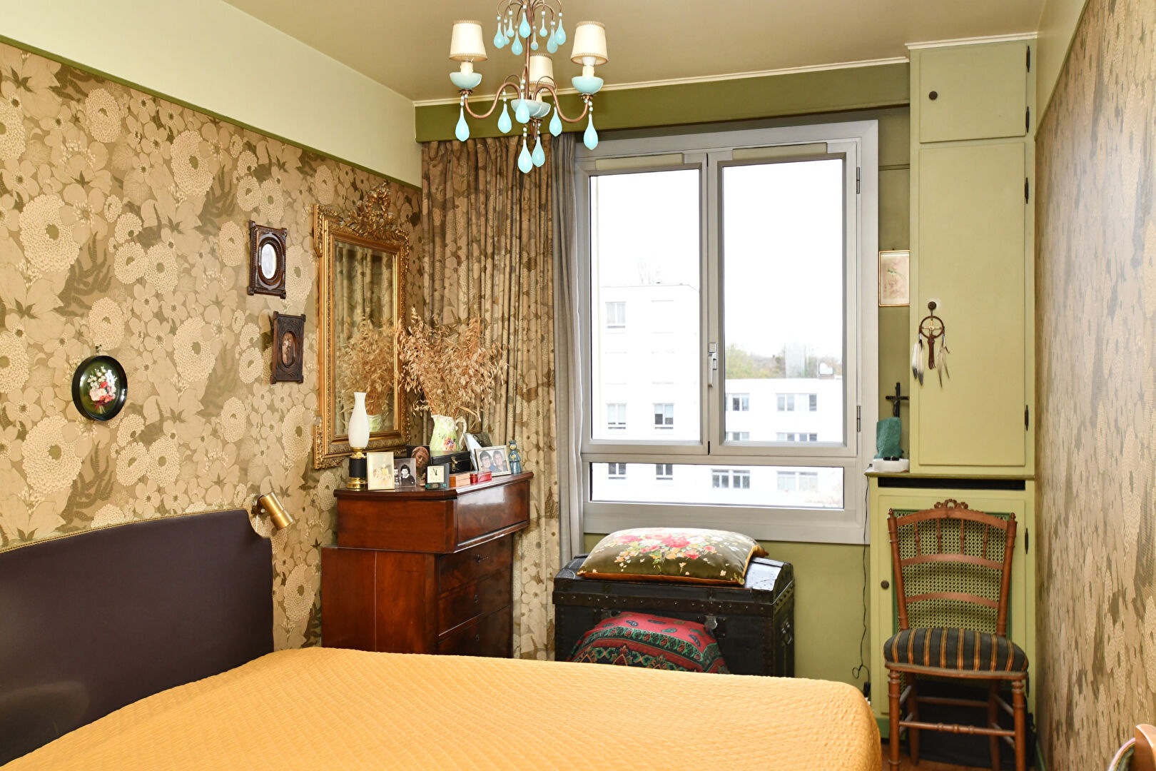 Appartement Rueil Malmaison 3 pièces de 51 m² avec 2 chambres, balcon, cave, parking collectif