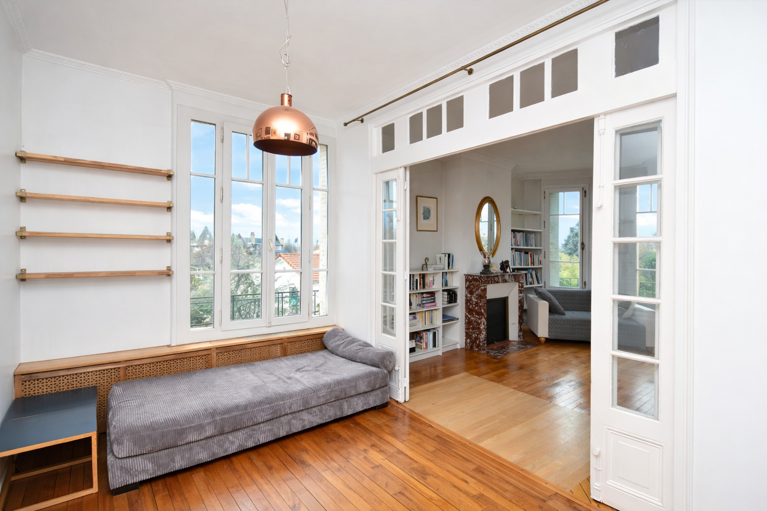 LE VESINET – IMMEUBLE DE CHARME DE 1920 – APPARTEMENT 3 PIECES 59.70 m2 – 7 MN RER