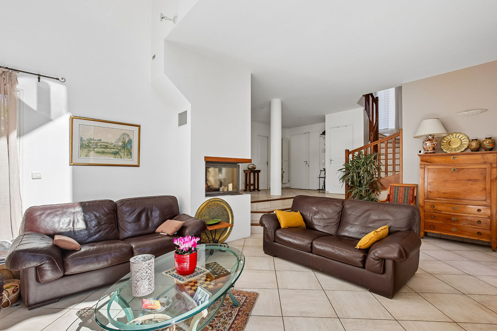 EXCLUSIVITE CHATOU – MAISON CONTEMPORAINE DE 190  M² – TERRAIN 706 M² – SOUS-SOL – AU CALME- LUMINEUX – SANS VIS A VIS