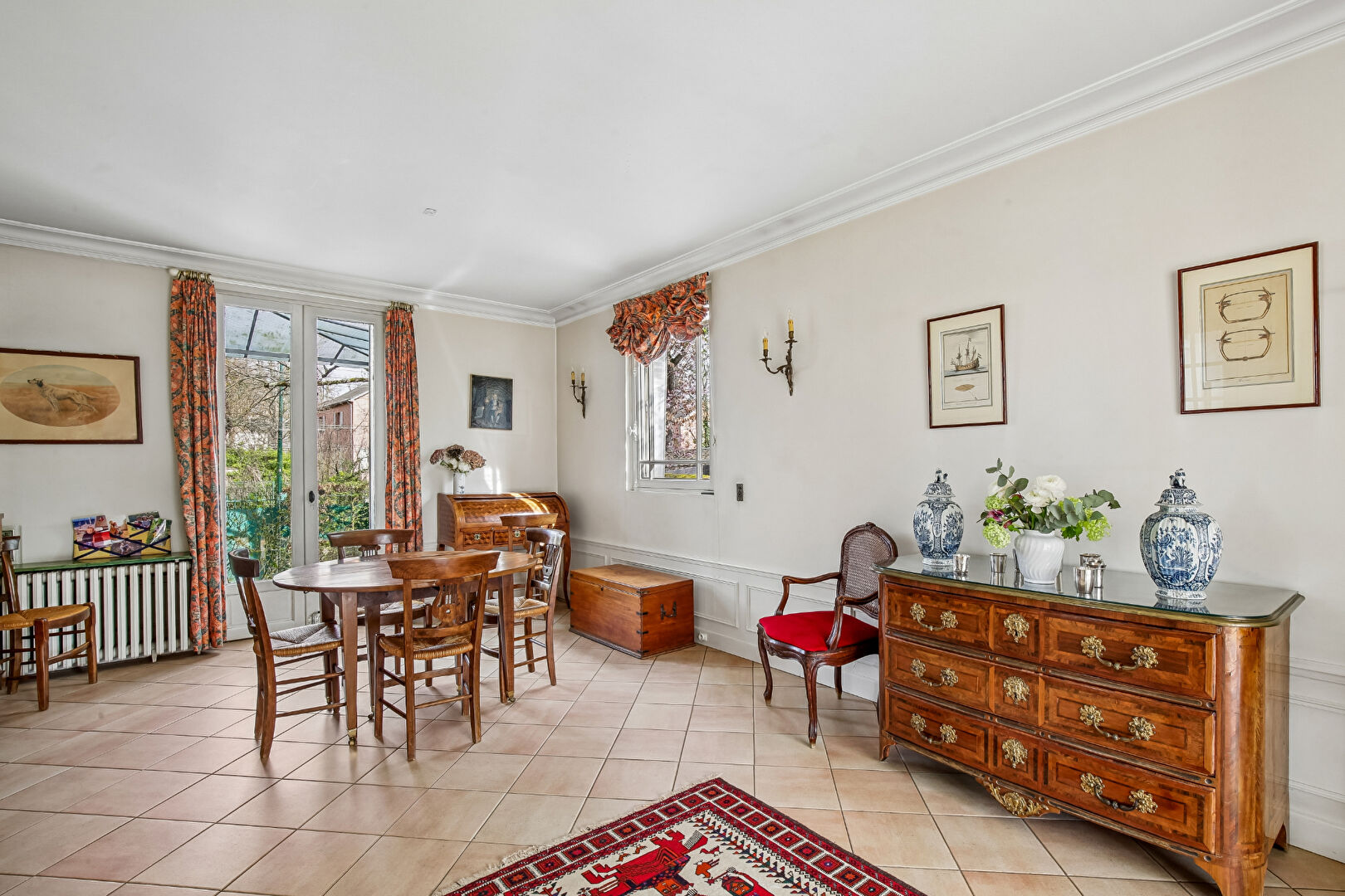 LE VESINET – MAISON DE CHARME – 6 CHAMBRES – 155 M² AU SOL – TERRAIN 572 M² – 5 mn RER