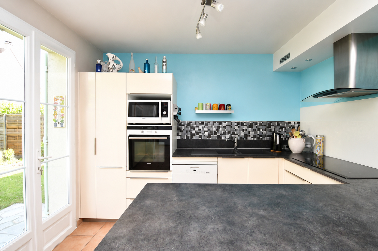 CHATOU, maison de 188 m² au sol et 163m² habitable sur un terrain 477 m²