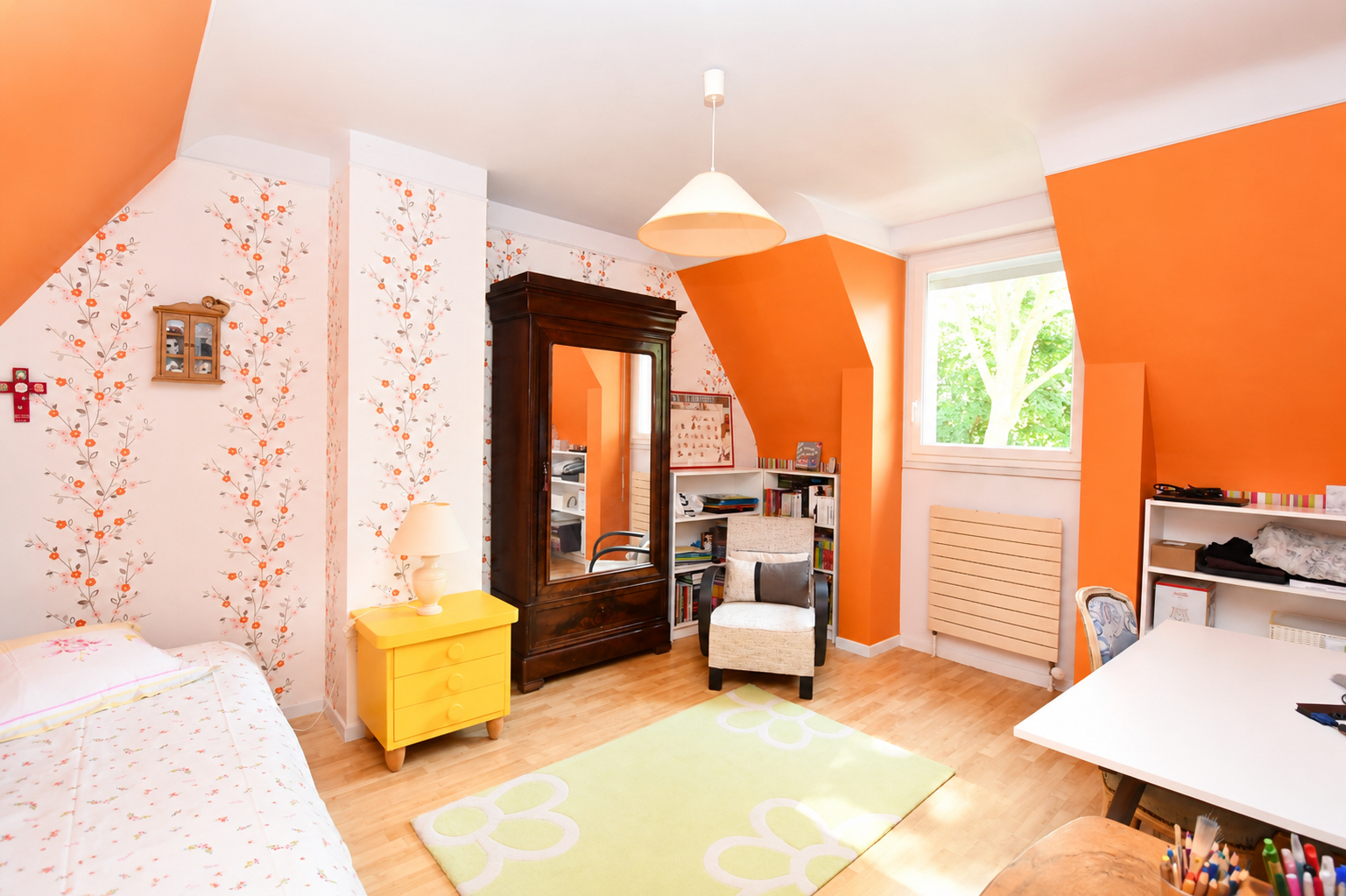 CHATOU, maison de 188 m² au sol et 163m² habitable sur un terrain 477 m²