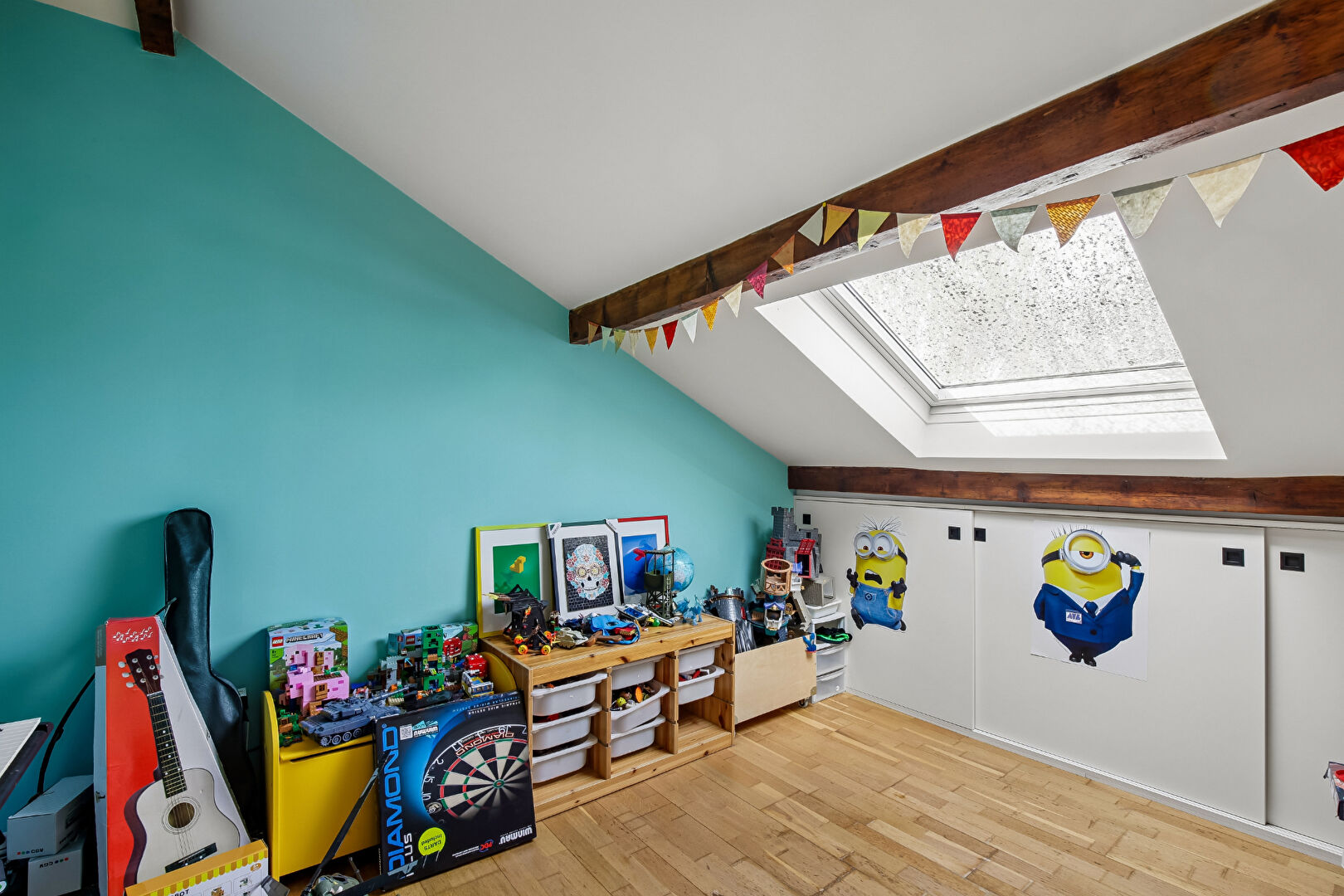 CHATOU – MAISON DE 178 M² – 6 CHAMBRES – SOUS SOL TOTAL – TERRAIN 322 M²- PROCHE ECOLES ET COMMERCES