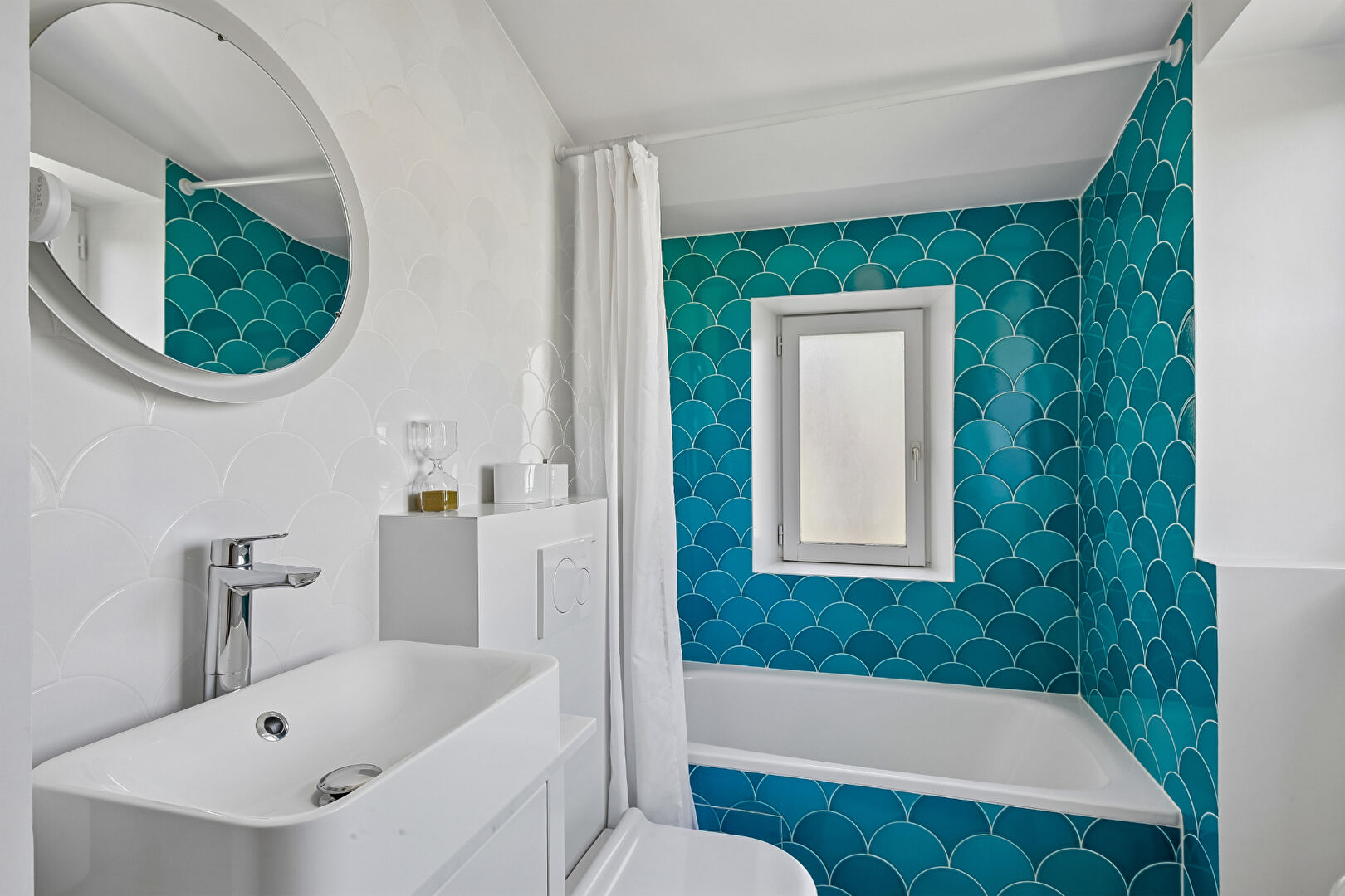 CROISSY SUR SEINE – MAISON 3 CHAMBRES ET BUREAU – PROCHE COMMERCES ET  ECOLES – BELLES PRESTATIONS