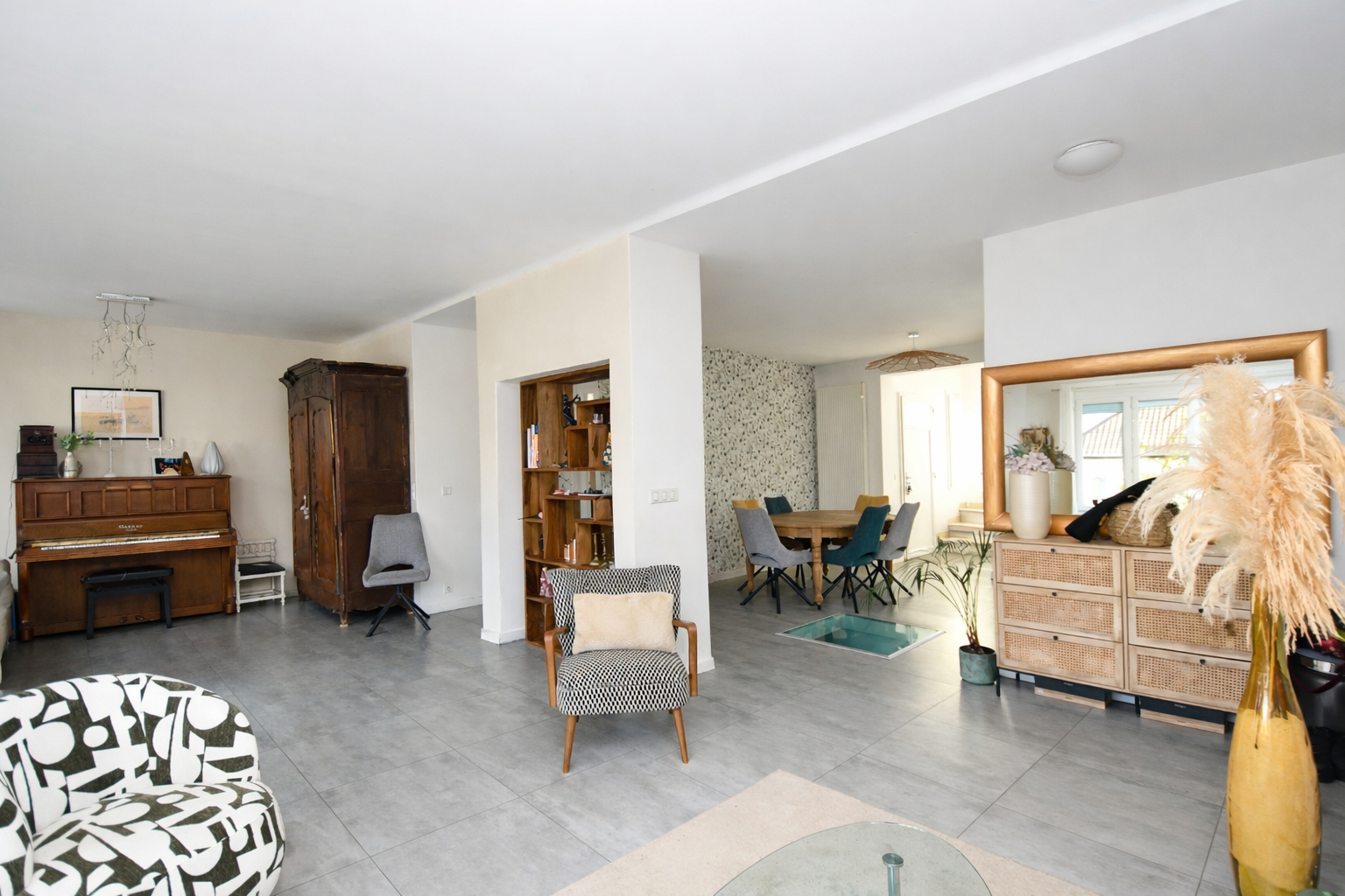 LE VESINET – MAISON 6 CHAMBRES  – TERRAIN 404 M² – 12 MN RER