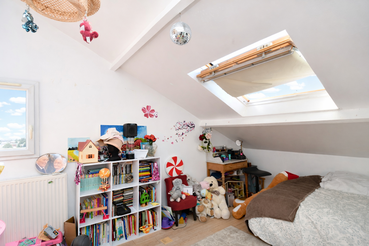 LE VESINET – MAISON 6 CHAMBRES  – TERRAIN 404 M² – 12 MN RER