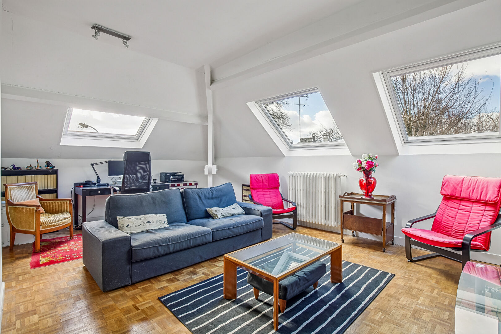 LE VESINET  – HYPER CENTRE – MAISON DE 186 M² – TERRAIN  700 m² – 5 MN RER