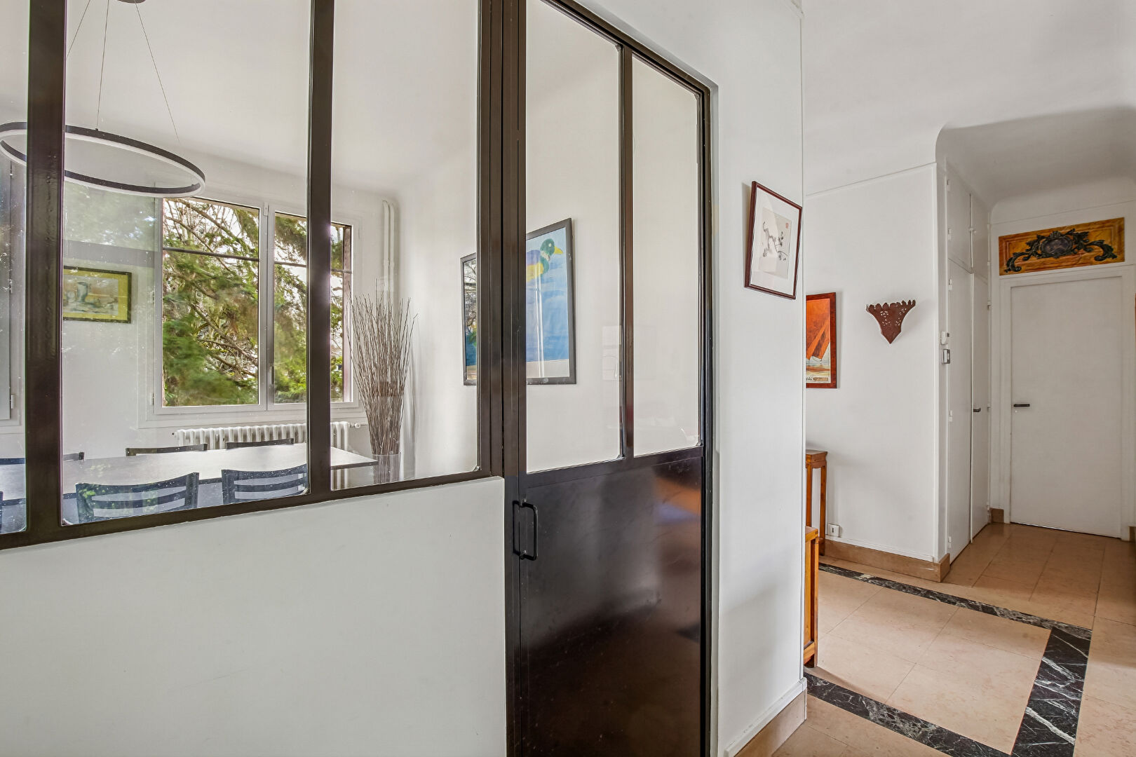 LE VESINET  – HYPER CENTRE – MAISON DE 186 M² – TERRAIN  700 m² – 5 MN RER