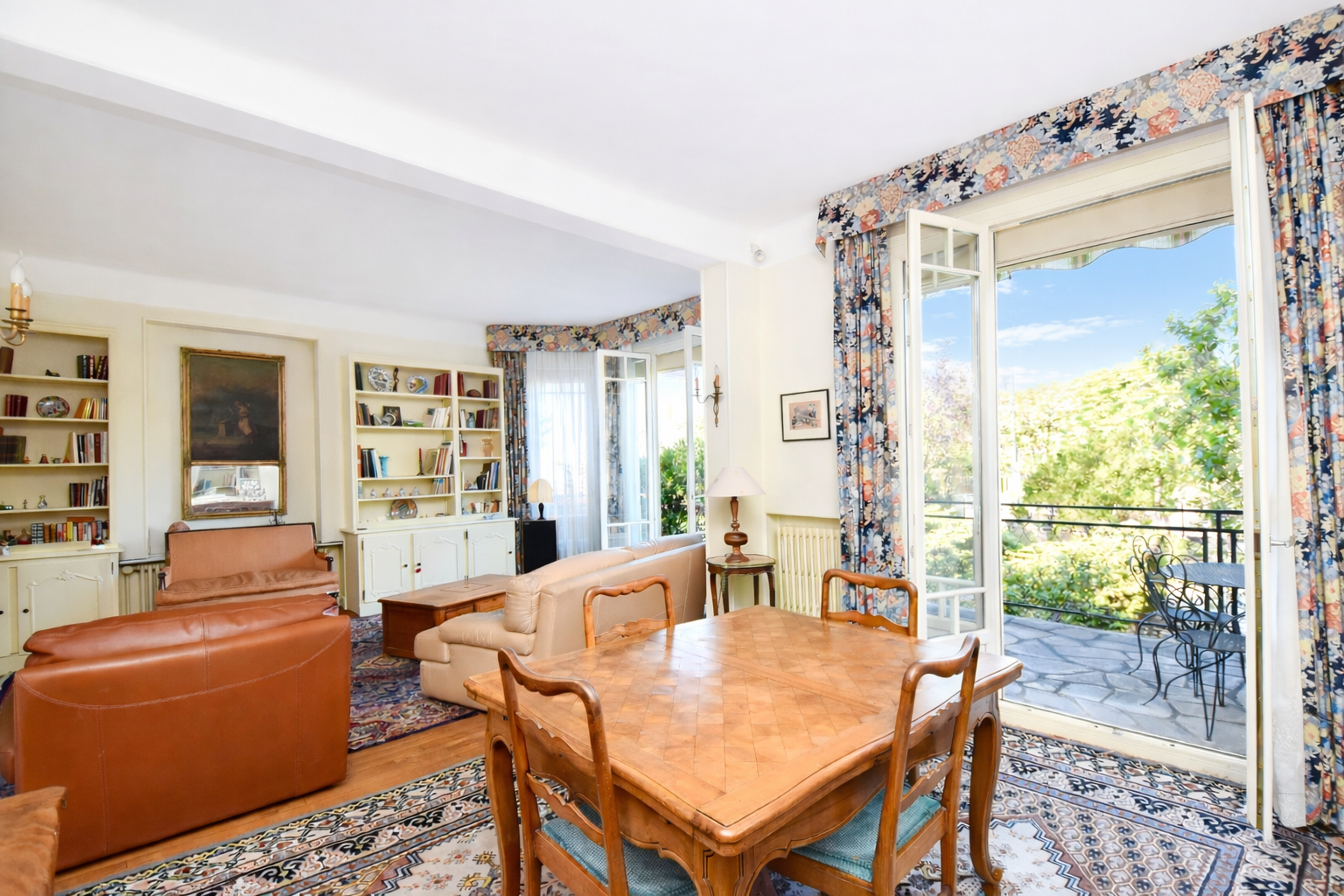 CHATOU EN LISIERE DU VESINET – CHARMANTE MAISON DE 144 M² – TERRAIN 699M²