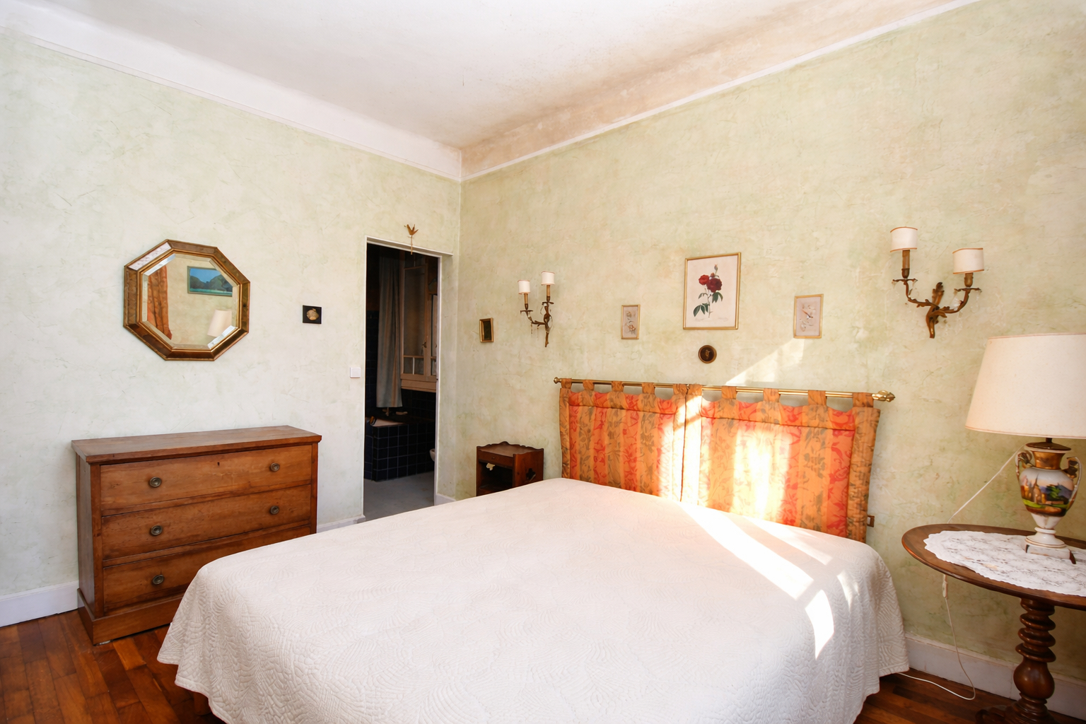 CHATOU EN LISIERE DU VESINET – CHARMANTE MAISON DE 144 M² – TERRAIN 699M²