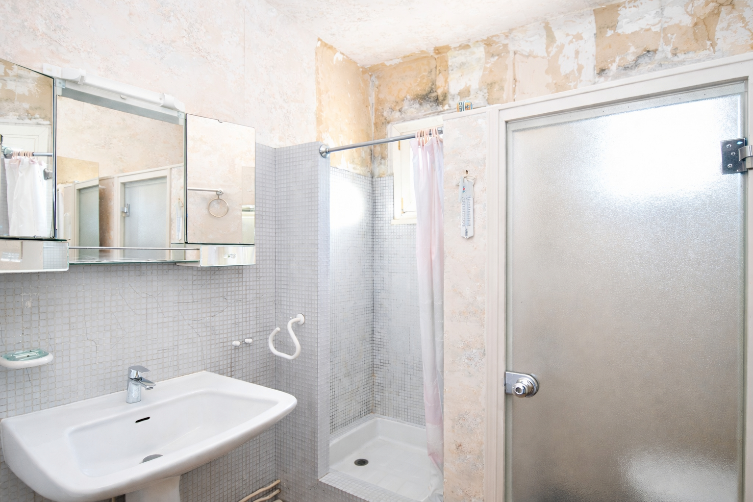 CHATOU EN LISIERE DU VESINET – CHARMANTE MAISON DE 144 M² – TERRAIN 699M²