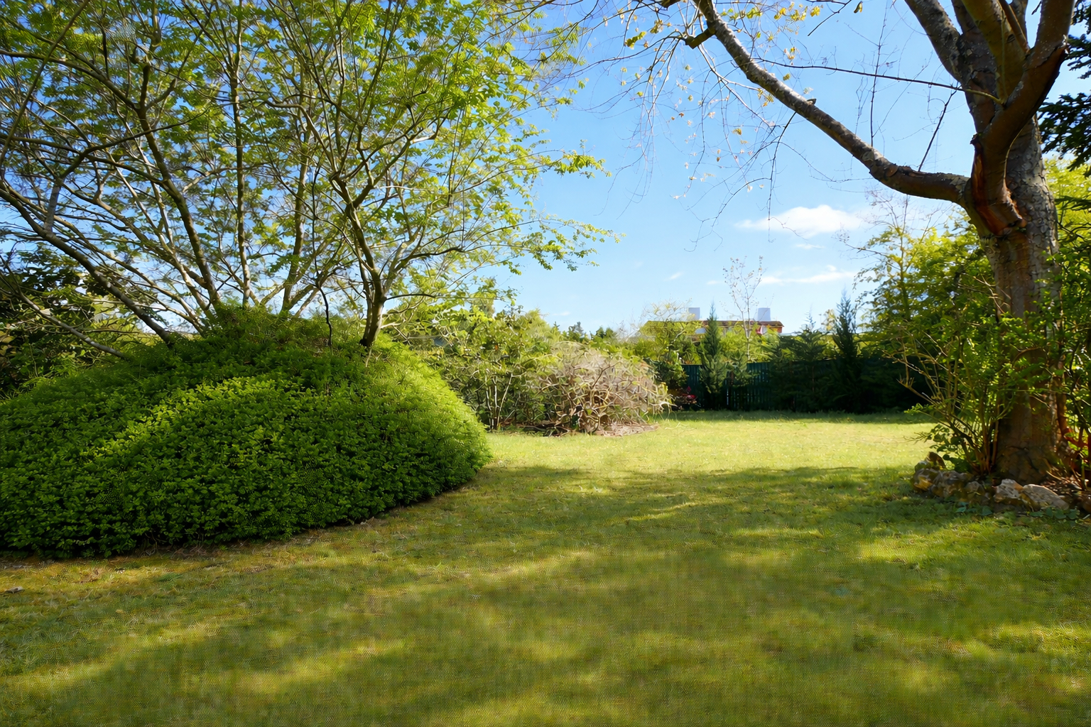 CHATOU EN LISIERE DU VESINET – CHARMANTE MAISON DE 144 M² – TERRAIN 699M²