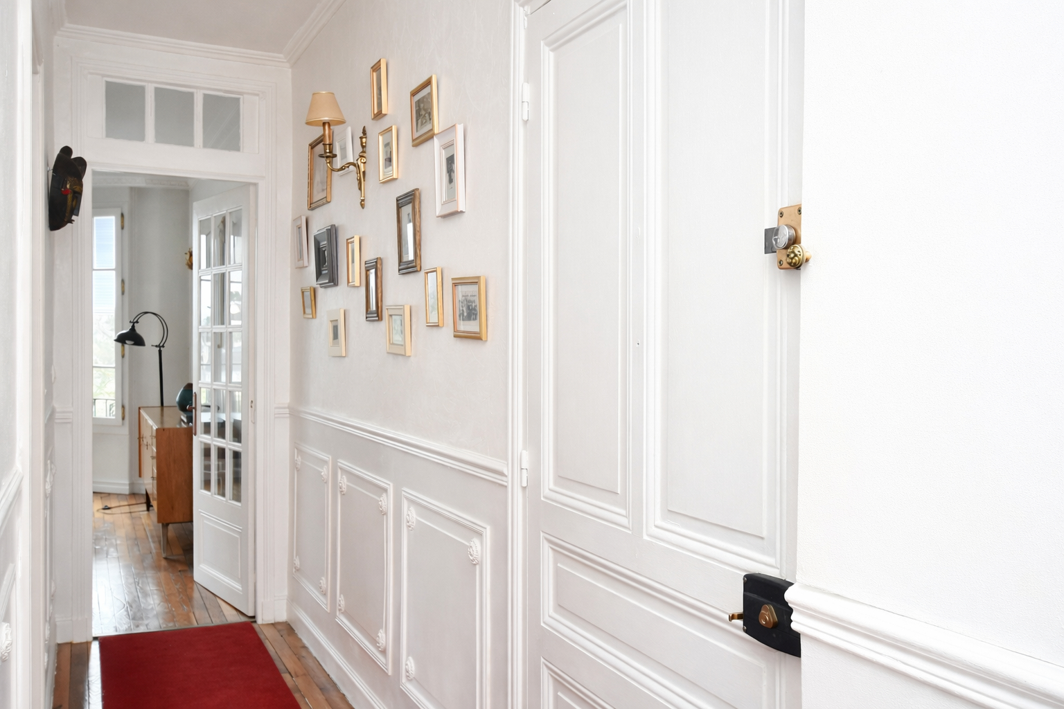 LE VESINET – IMMEUBLE DE CHARME DE 1920 – APPARTEMENT 3 PIECES 59.70 m2 – 7 MN RER