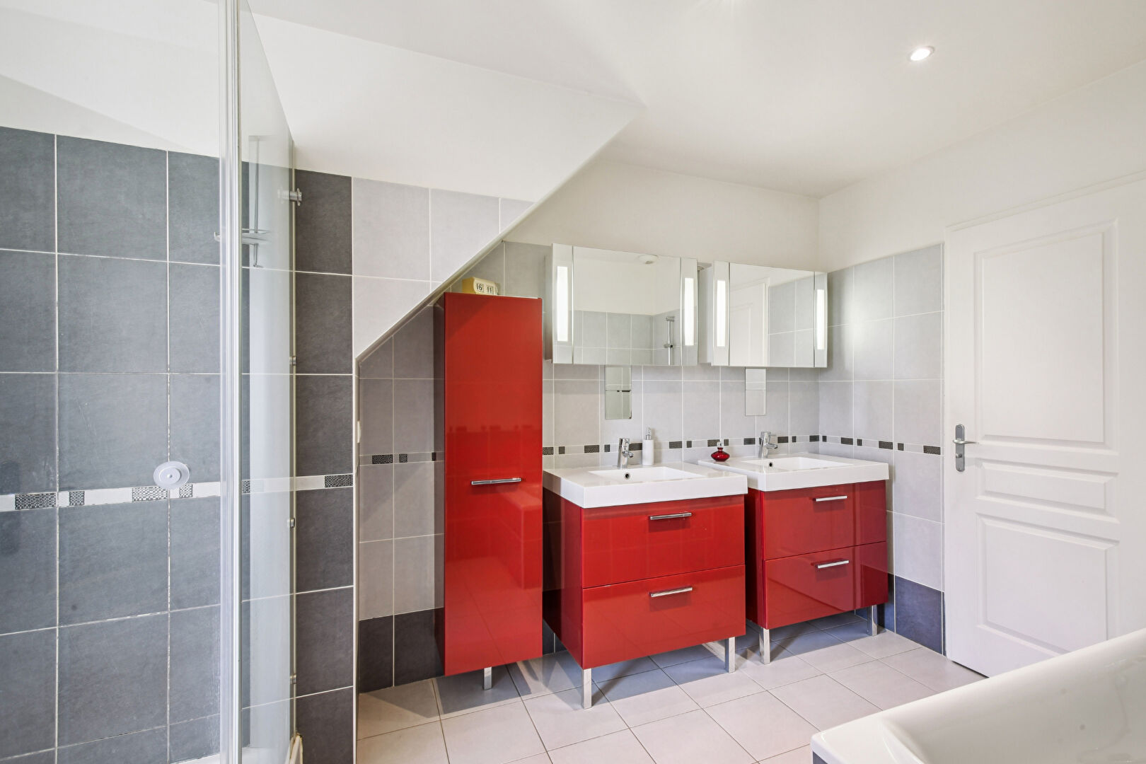 MONTESSON centre ville, maison familiale de 173 m2  au sol avec 5 chambres sur un terrain de 420 m²