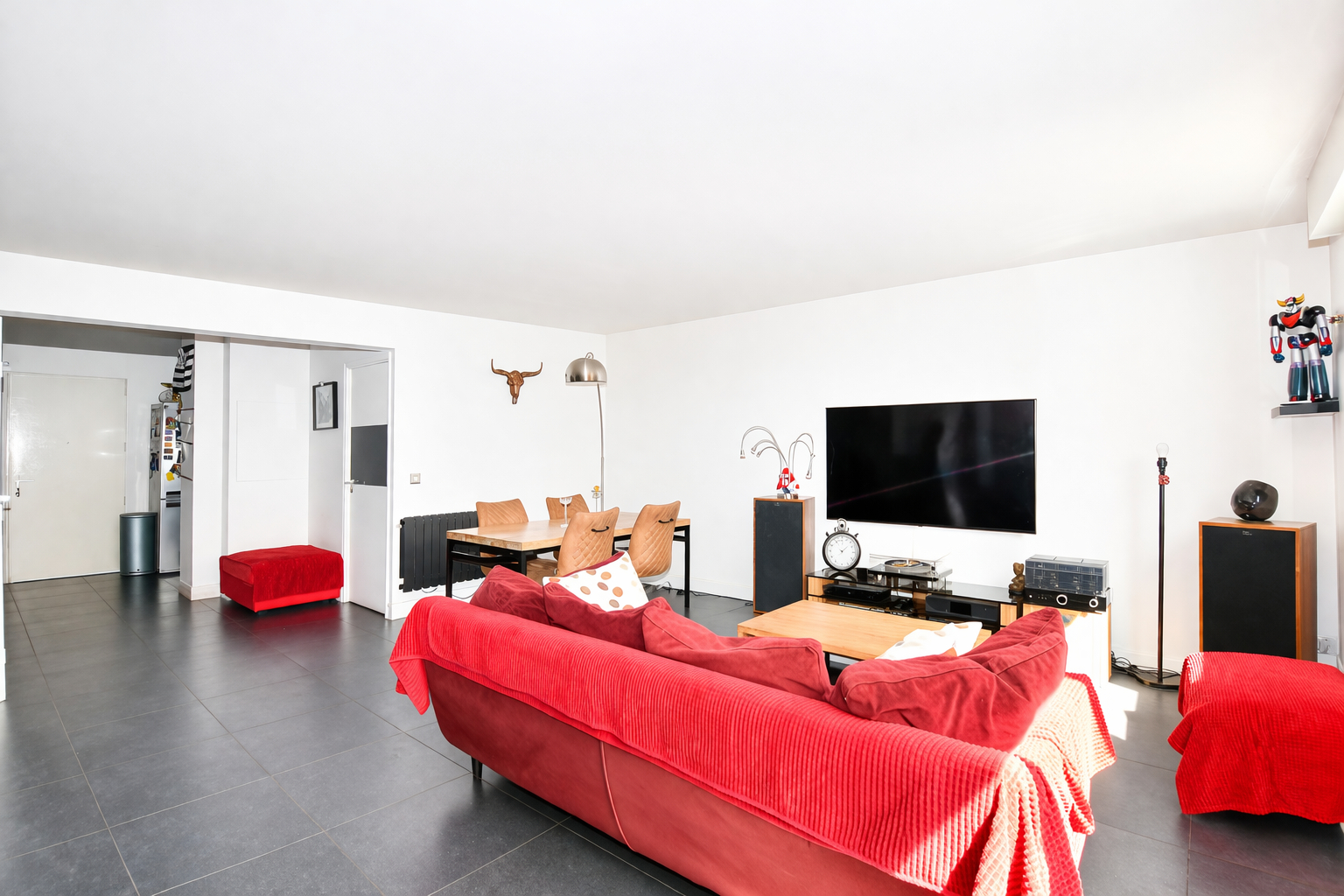 MONTESSON CENTRE VILLAGE Maison de 140 m² avec 4 chambres et sous-sol total avec garage