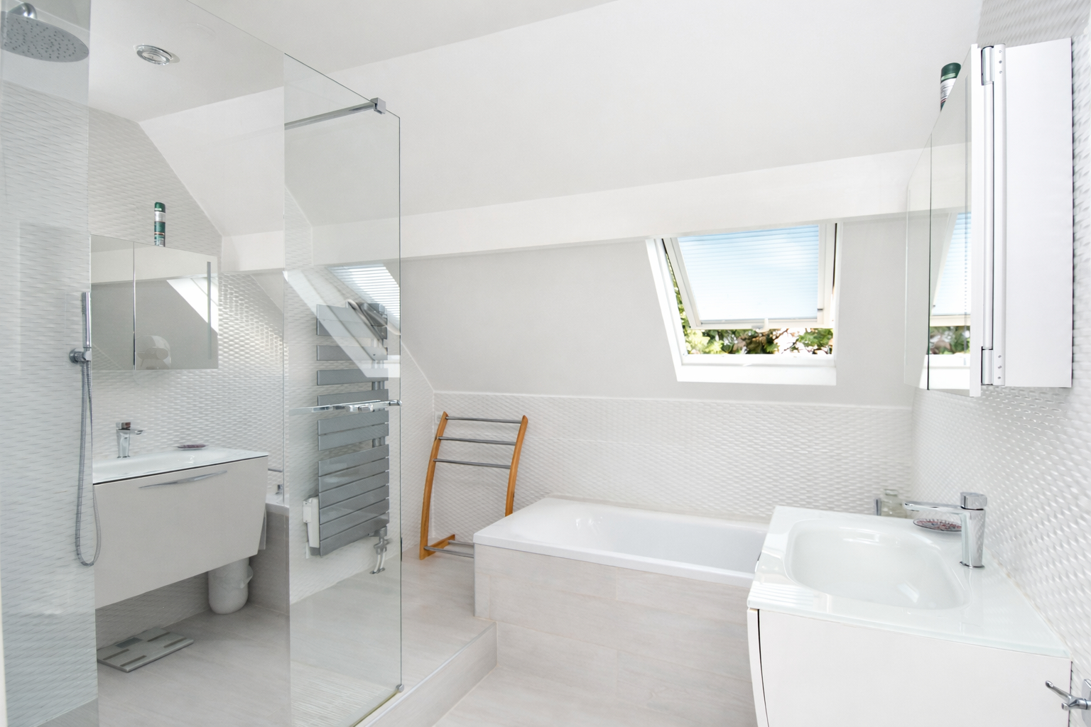 Maison située à MONTESSON d&rsquo;environ 107m² au sol avec 3 chambres, garage et jardin