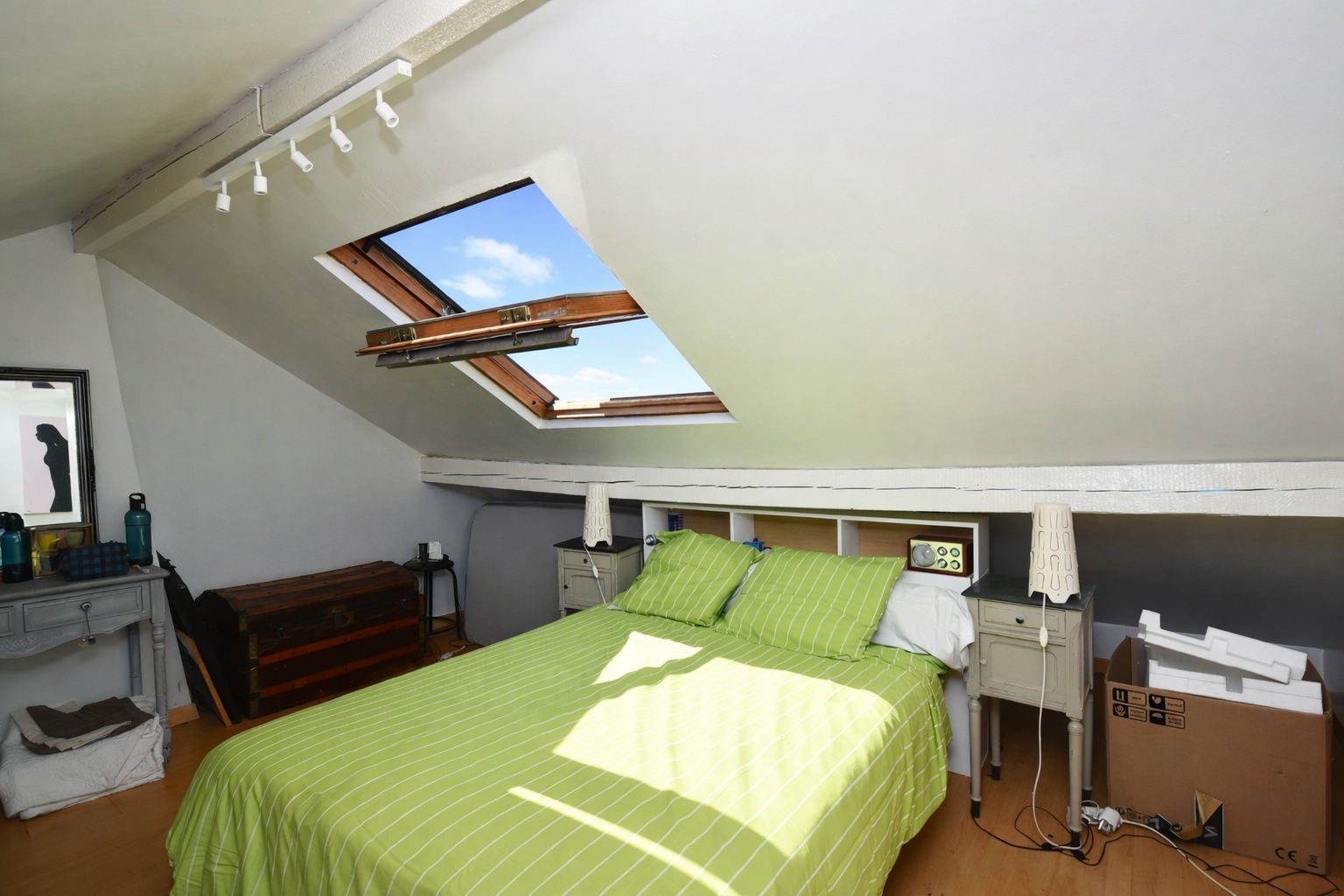 CHATOU – MAISON DE CHARME – LUMINEUSE, AU CALME SANS VIS A VIS – PROCHE DU VESINET
