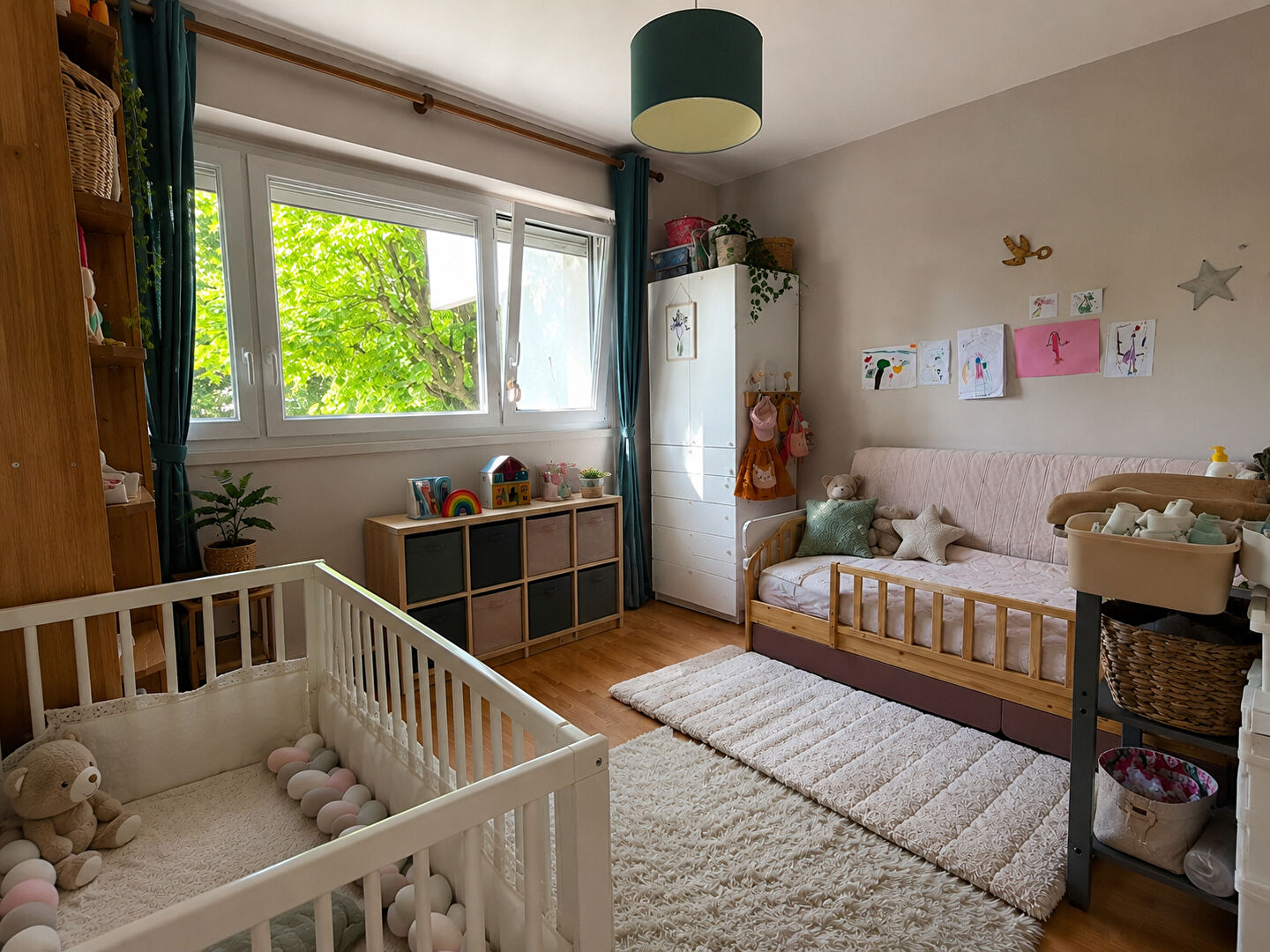 CHATOU Appartement 4 pièces de 77 m² avec baclcon