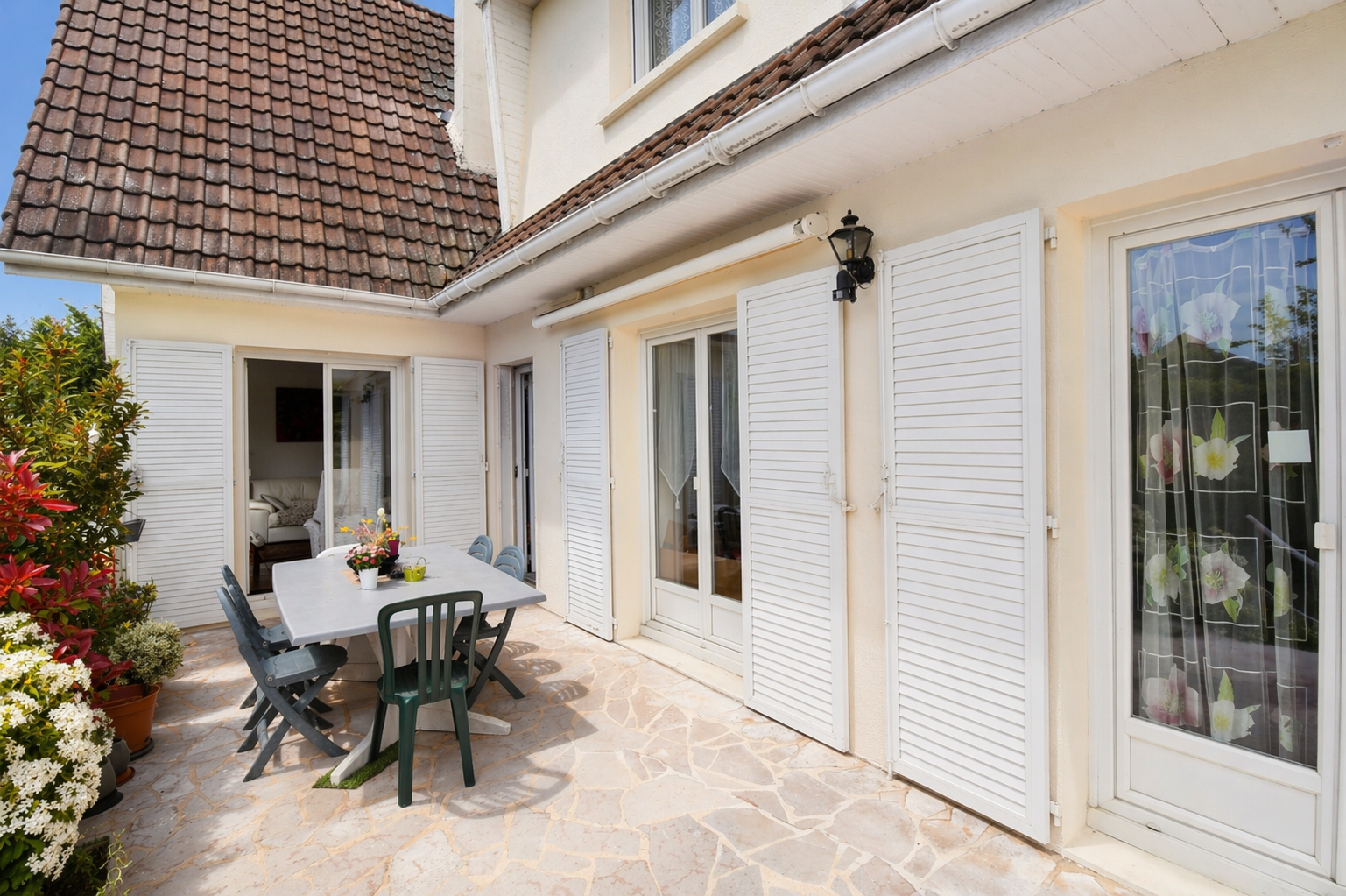 CROISSY SUR SEINE maison familiale d&rsquo;environ 191 m² avec 7 chambres