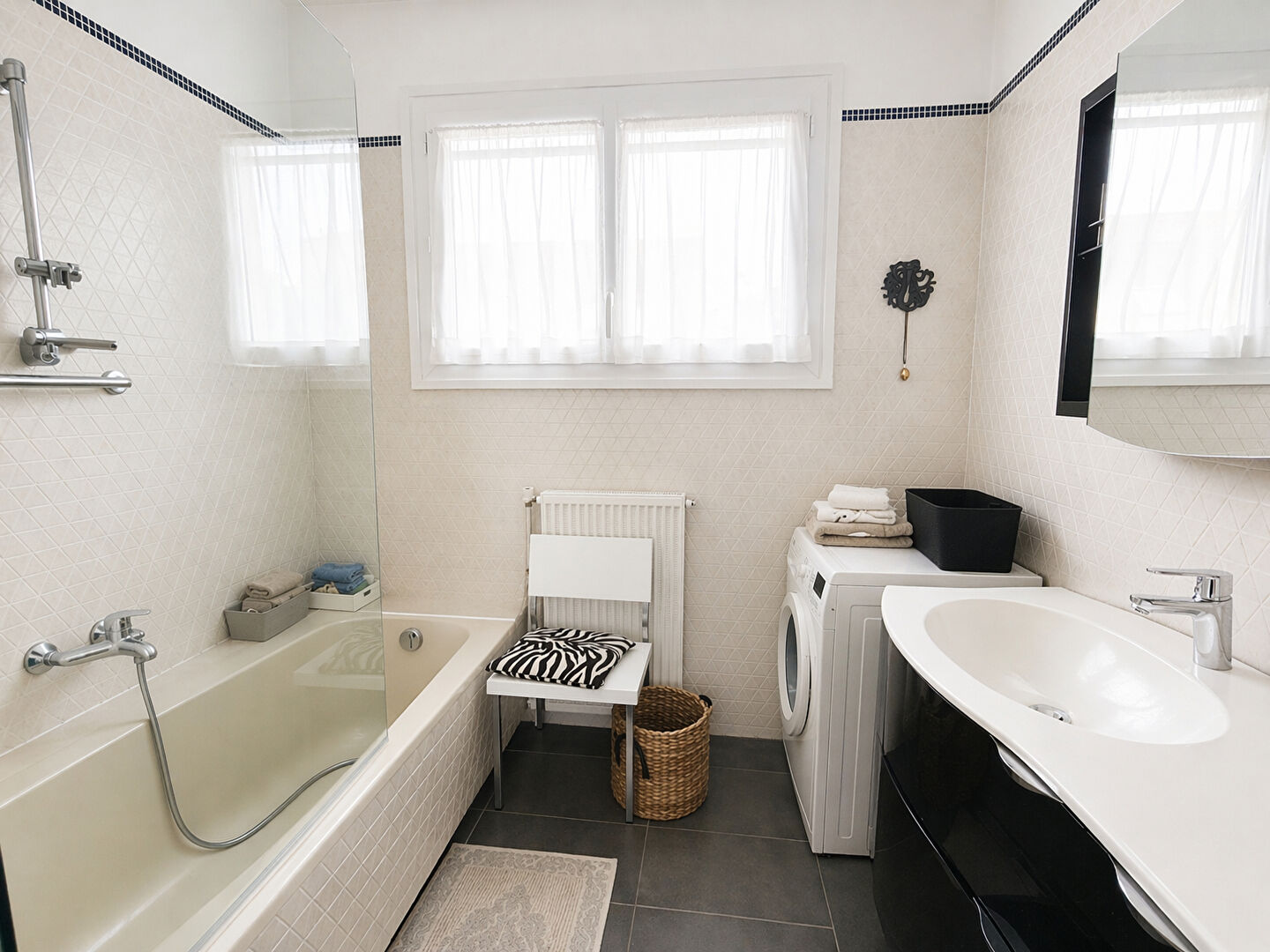 CROISSY SUR SEINE maison familiale d&rsquo;environ 191 m² avec 7 chambres