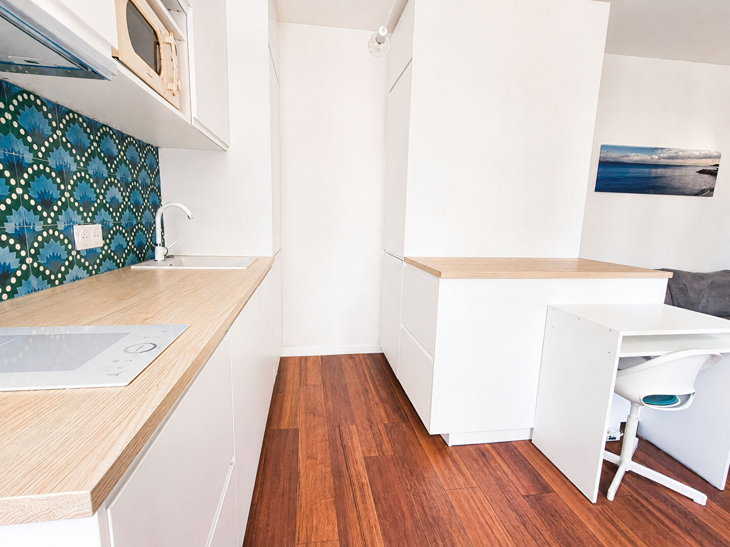 APPARTEMENT 2 PIECES AVEC TERRASSE DE 45,89 M² – 10MN RER – PARKING