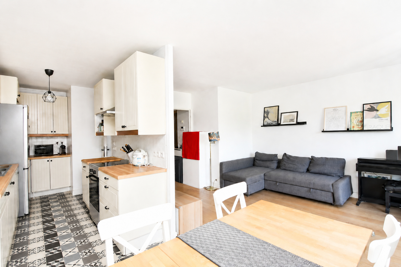 BAS DE CHATOU – 7 MN RER – APPARTEMENT 2 CHAMBRES – 69 M² – CAVE ET PARKING