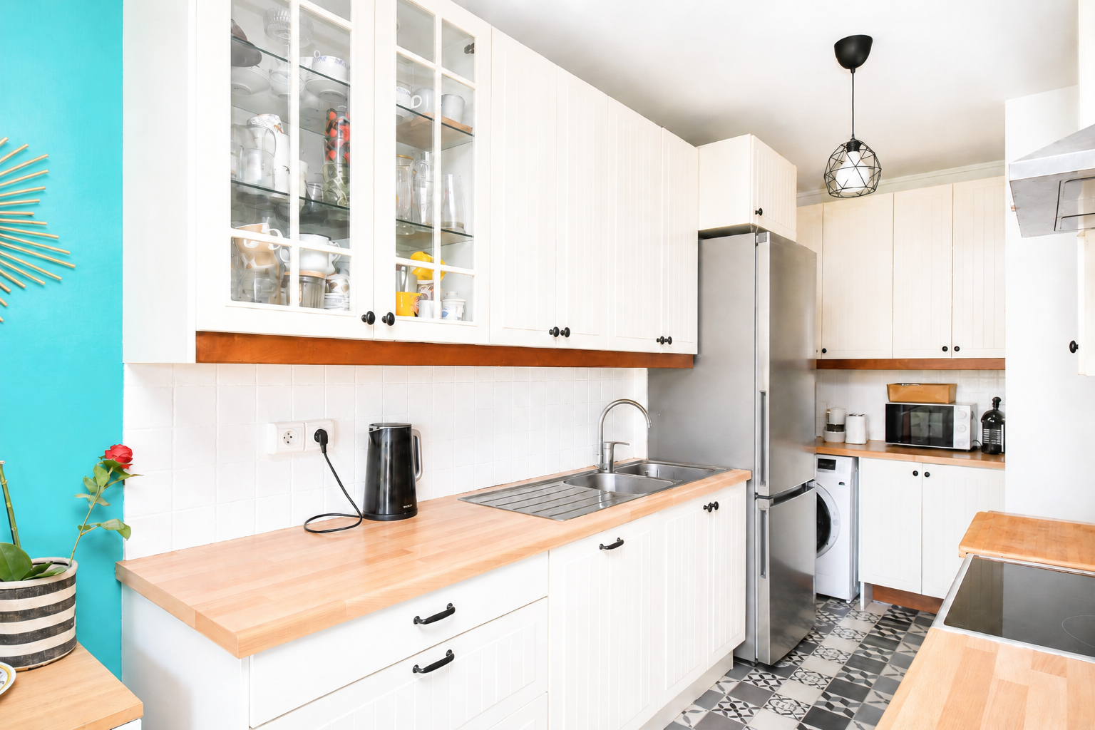BAS DE CHATOU – 7 MN RER – APPARTEMENT 2 CHAMBRES – 69 M² – CAVE ET PARKING