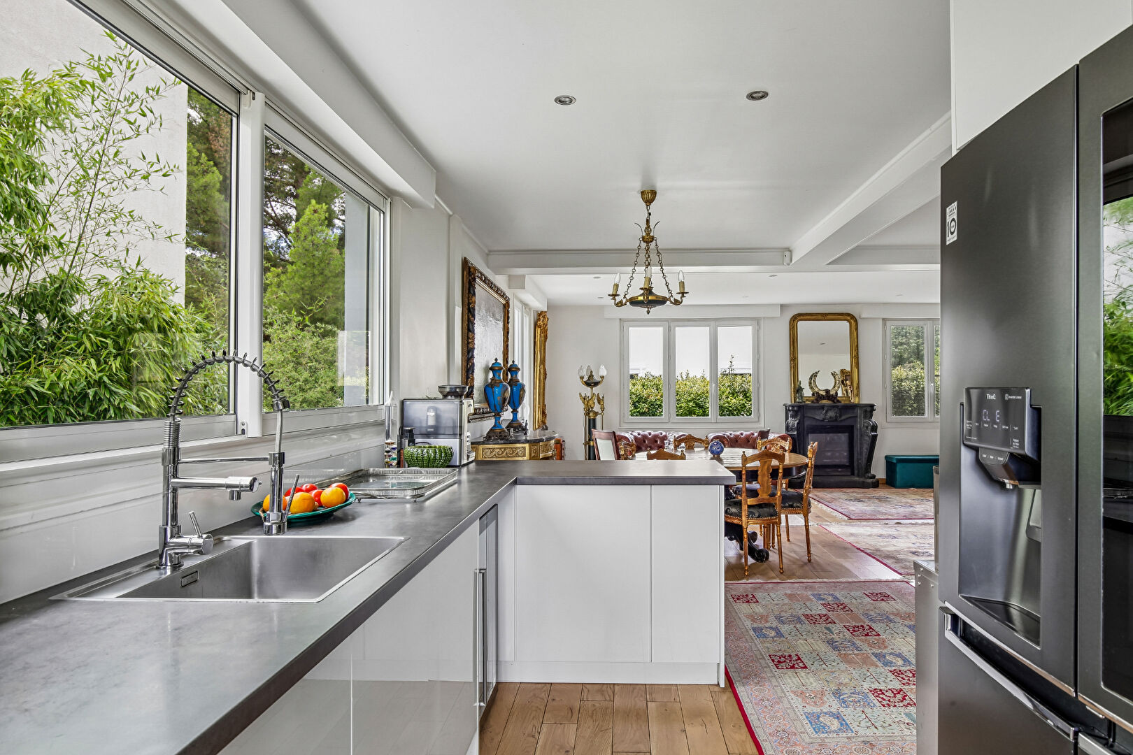LE PECQ, maison de 215 M2 au sol sur 347 M2 de terrain