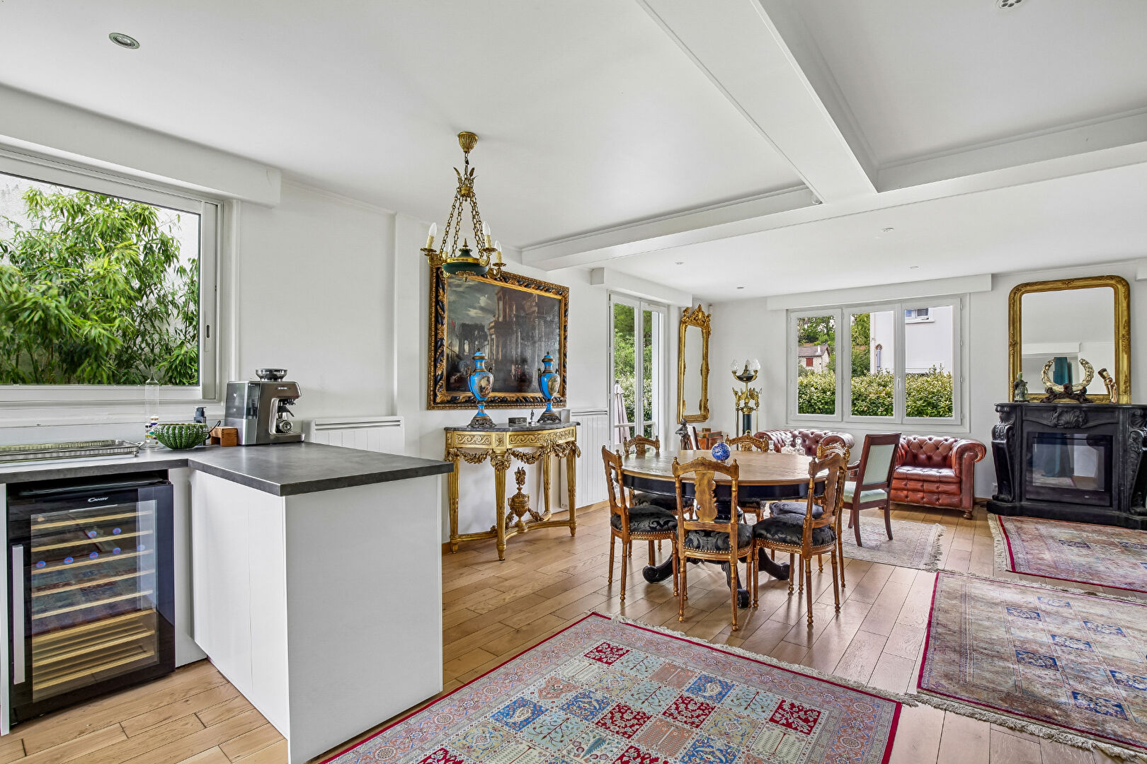 LE PECQ, maison de 215 M2 au sol sur 347 M2 de terrain