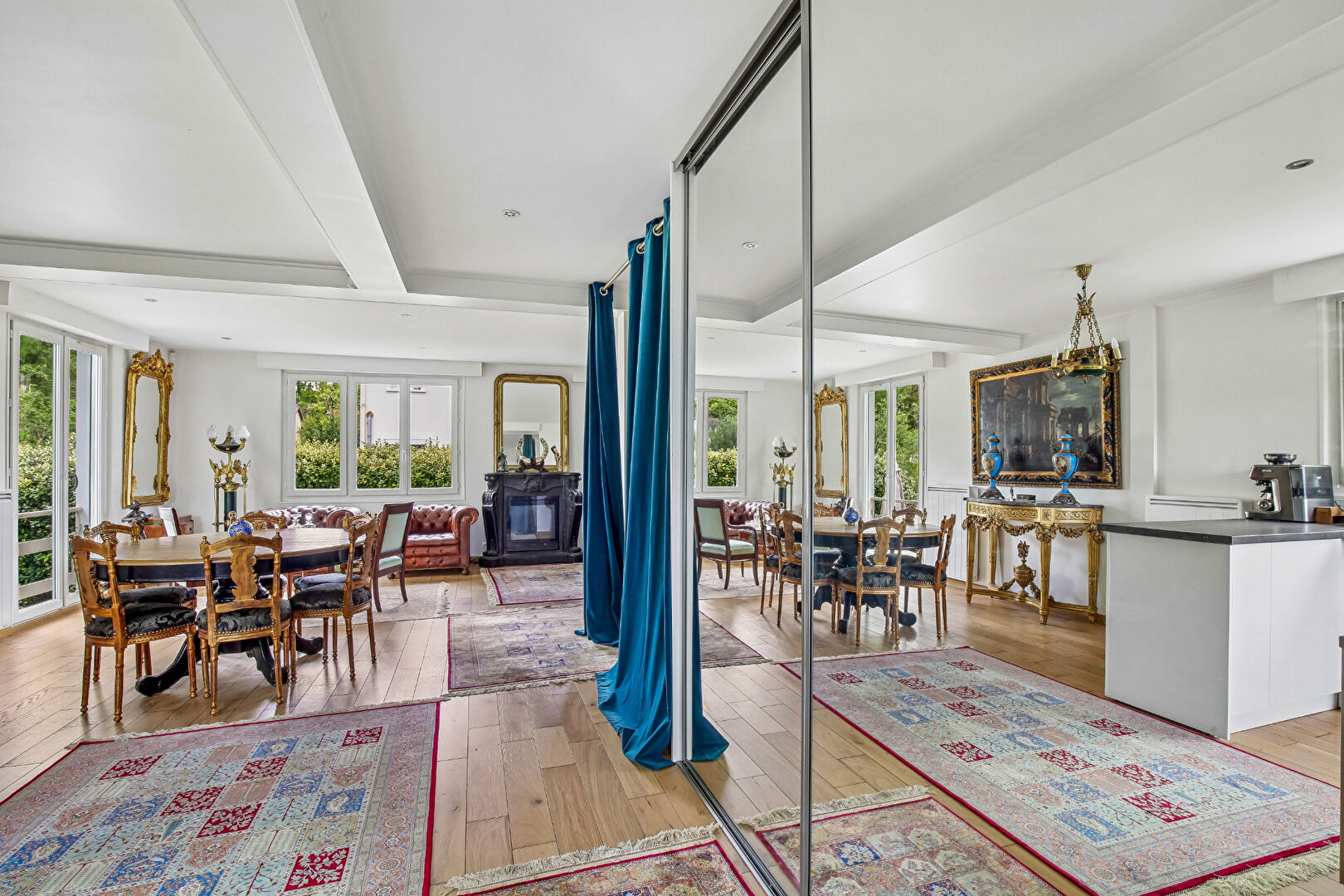 LE PECQ, maison de 215 M2 au sol sur 347 M2 de terrain