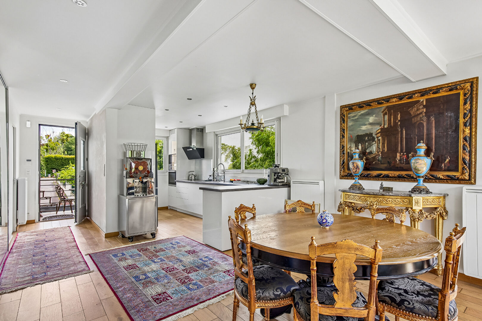 LE PECQ, maison de 215 M2 au sol sur 347 M2 de terrain
