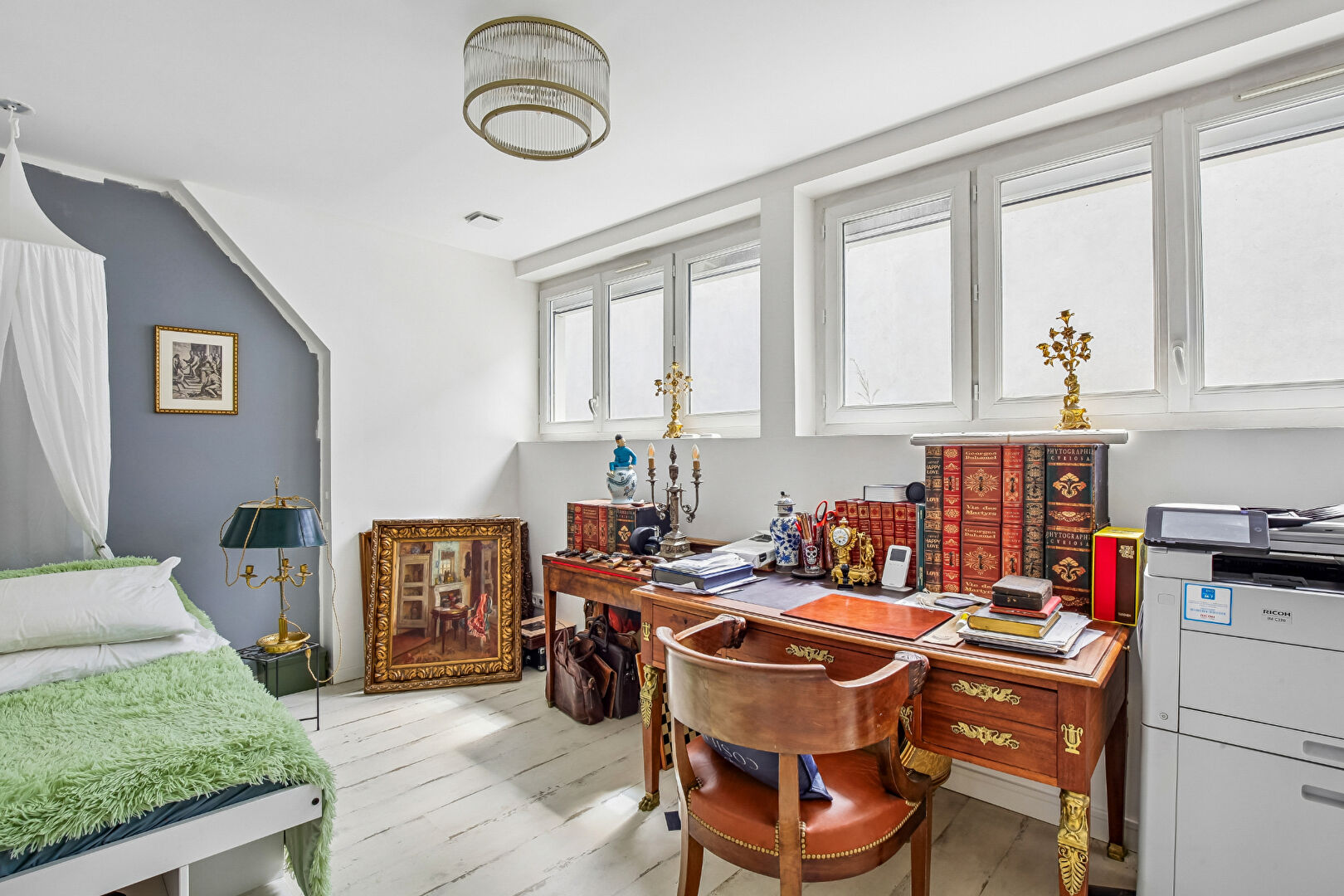 LE PECQ, maison de 215 M2 au sol sur 347 M2 de terrain