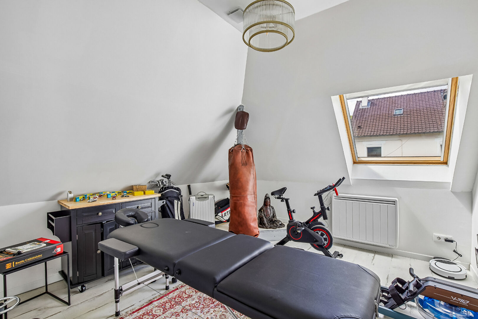 LE PECQ, maison de 215 M2 au sol sur 347 M2 de terrain