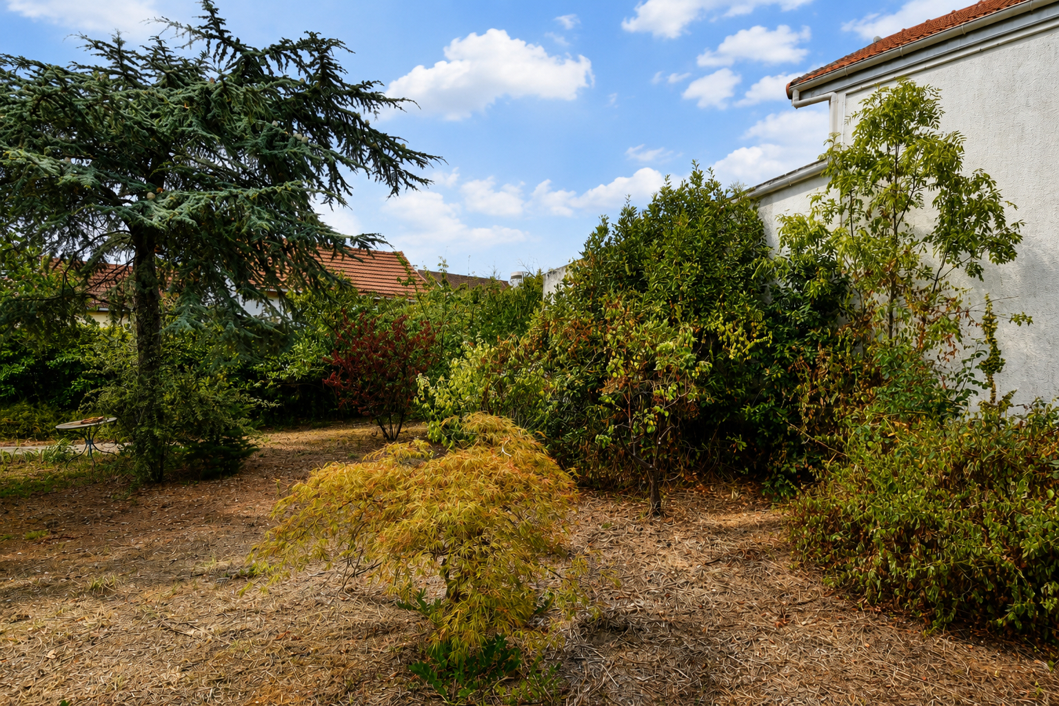 CROISSY SUR SEINE – CHARMANTE 1930 de 90 M² – TERRAIN 515 m² – à 7 MN DES ECOLES ET DU CENTRE VILLE
