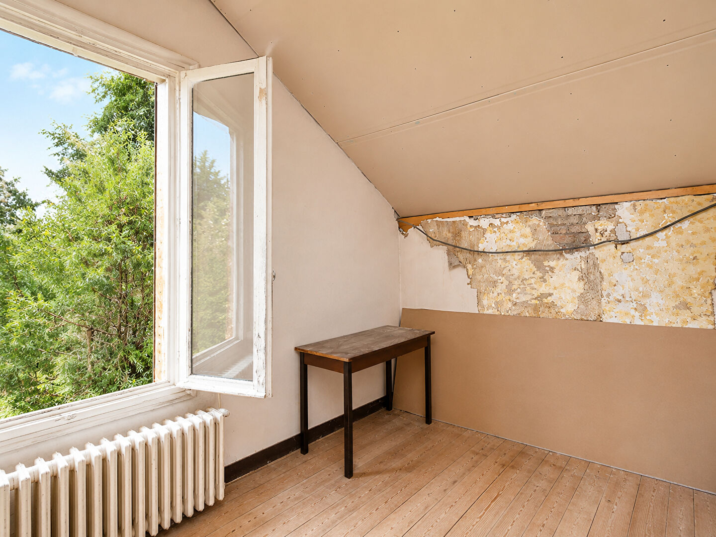 CROISSY SUR SEINE – CHARMANTE 1930 de 90 M² – TERRAIN 515 m² – à 7 MN DES ECOLES ET DU CENTRE VILLE