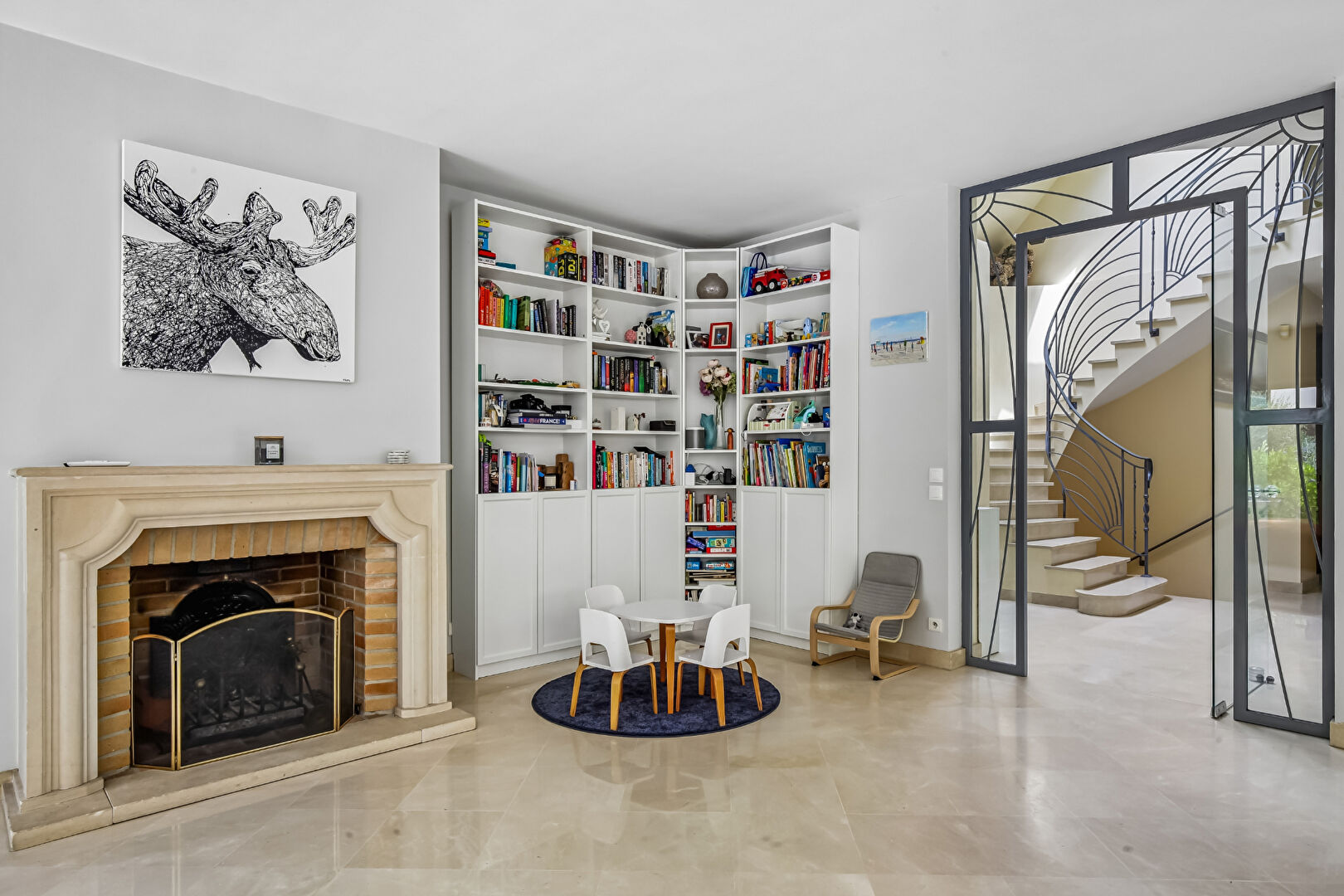 LE VESINET SUD, 8 MN RER, MAISON CONTEMPORAINE DE 261 M² – 5 CHAMBRES – TERRAIN 1000 M²