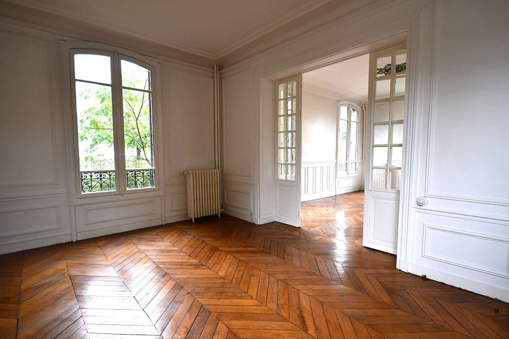 CHATOU TRIANGLE D&rsquo;OR – 8 MN RER – MAGNIFIQUE MAISON 6 CHAMBRES – AU CALME