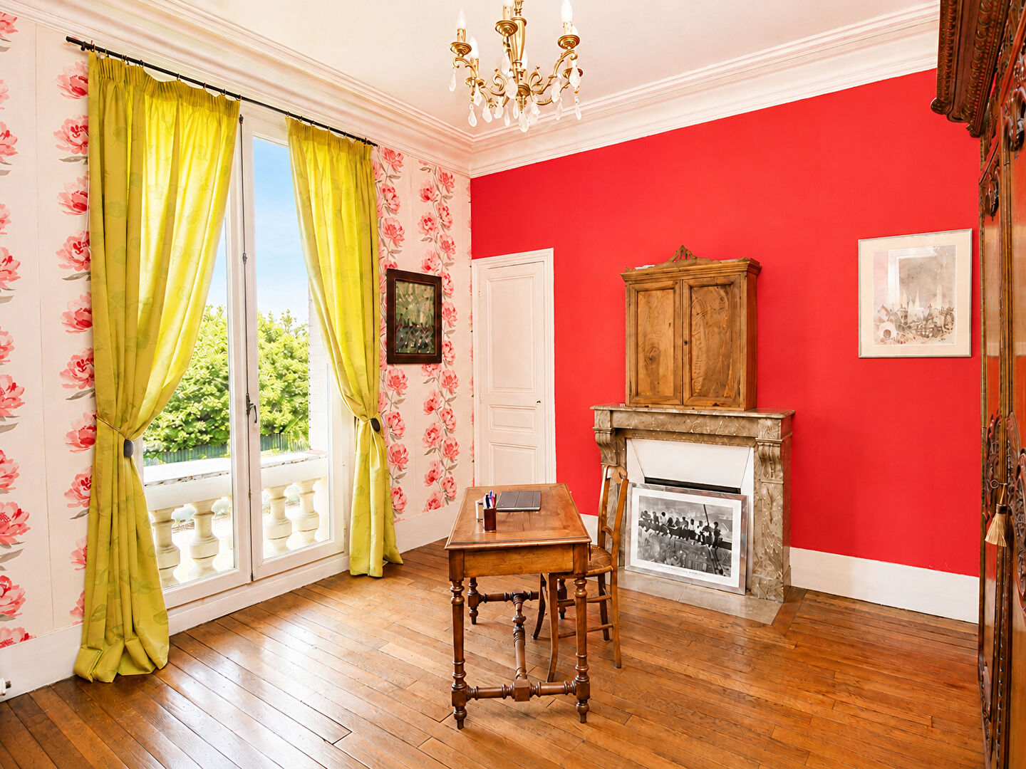 LE VESINET COEUR DE CENTRE  – 3 MN RER – PROPRIETE DE 183 M² – 5 CHAMBRES – TERRAIN 644 M²