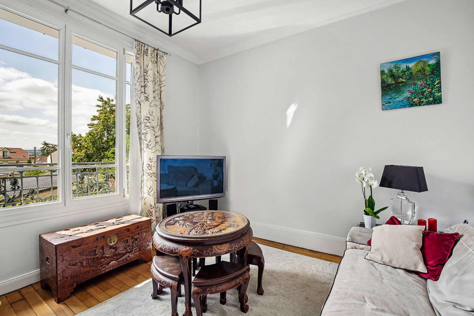 CHATOU – MAISON DE 155 M² DONT UN STUDIO INDEPENDANT DE  35 M² AVEC BEAU POTENTIEL – TERRAIN DE 1197 M²