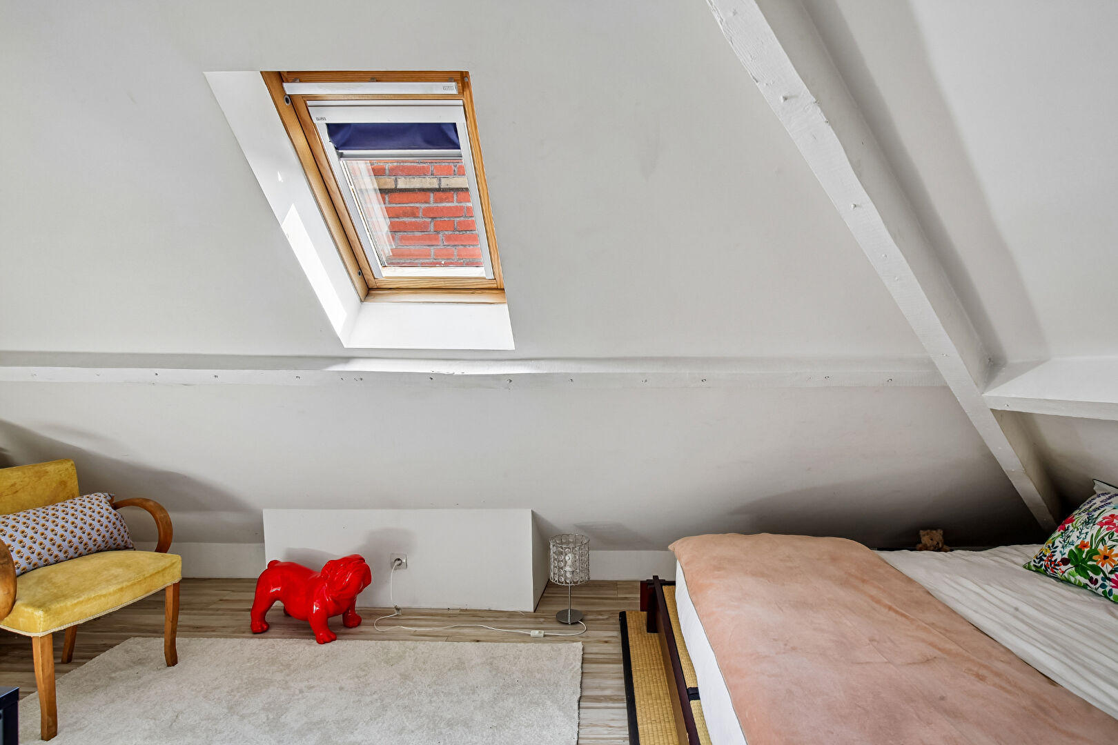 CHATOU – MAISON DE 155 M² DONT UN STUDIO INDEPENDANT DE  35 M² AVEC BEAU POTENTIEL – TERRAIN DE 1197 M²